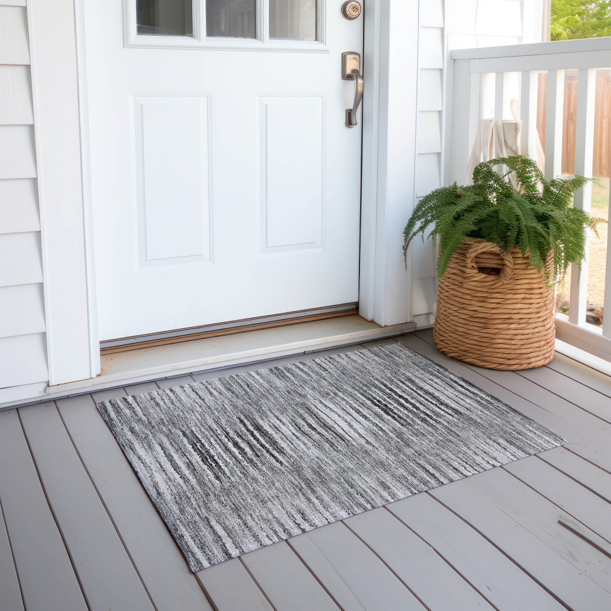 Silver Rectangular Machine Washable Synthetic Stripe Rug
