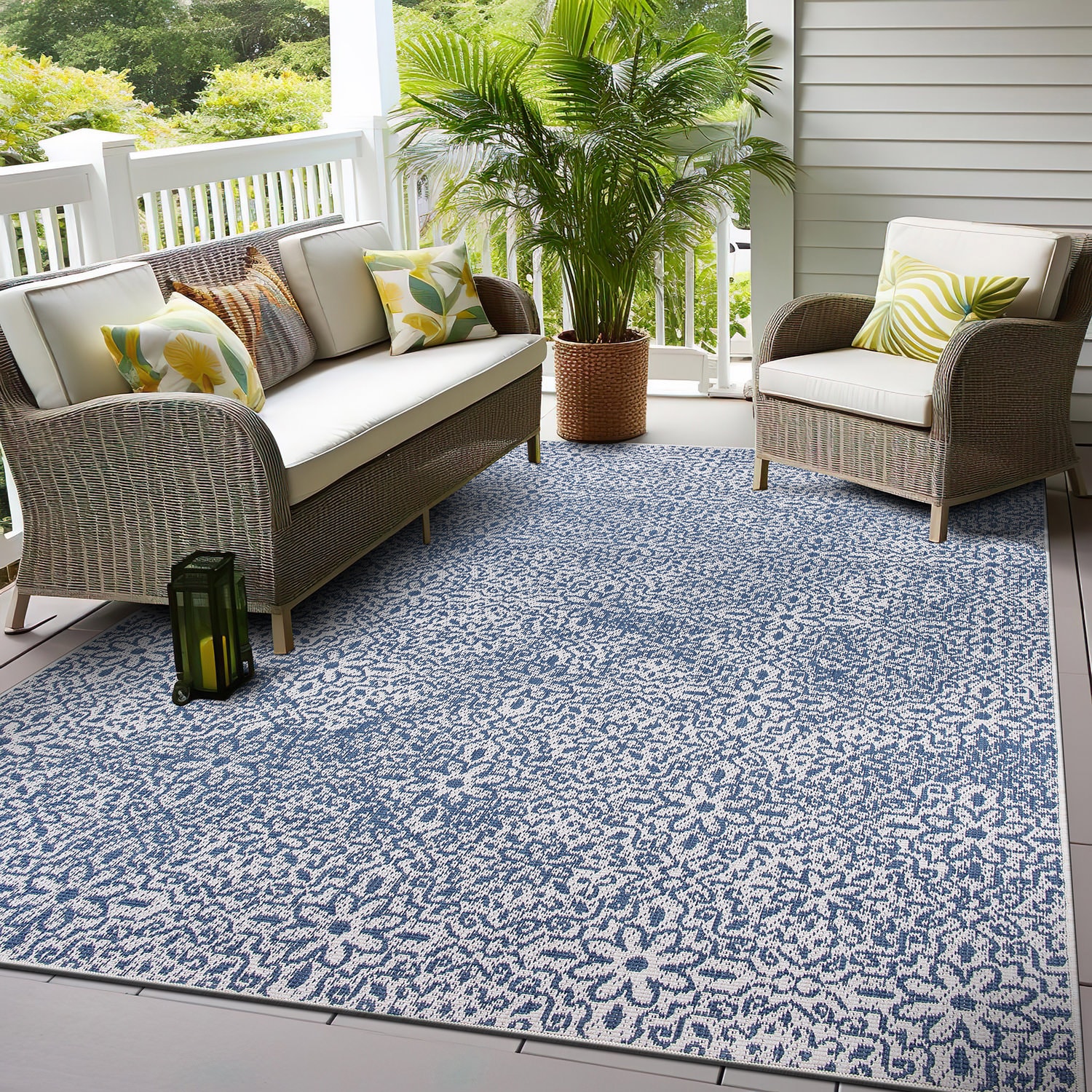 World Rug Gallery 4026BLUE5X7 5 x 7 (ft) Loomed Synthetic Blue Rectangular Indoor/Outdoor Floral/Botanical Area rug