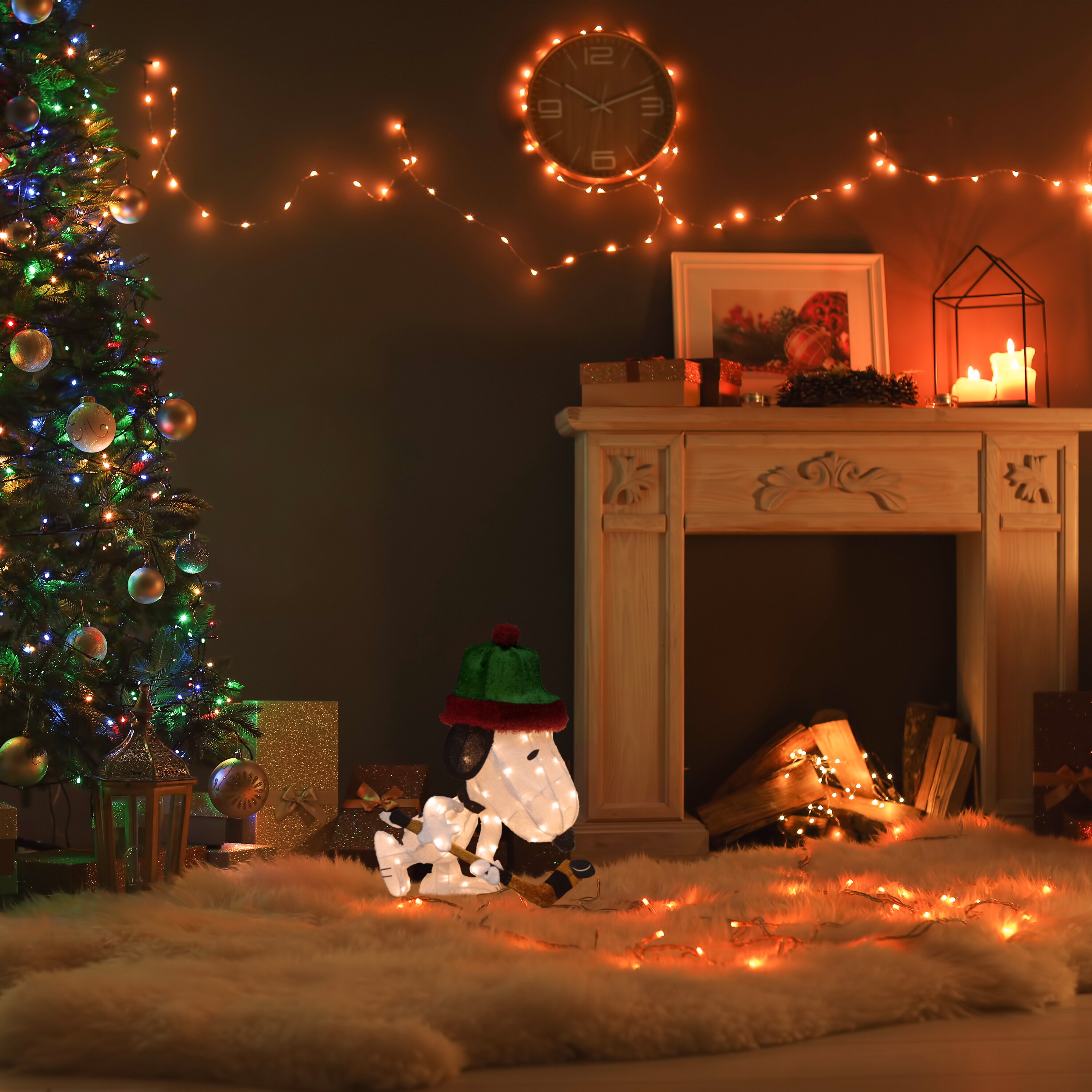28 Peanuts Snoopy Adventures Snoopy Playing Hockey 70 LED Lights 3D  Pre-Lit Indoor/Outdoor Holiday Yard Decor 