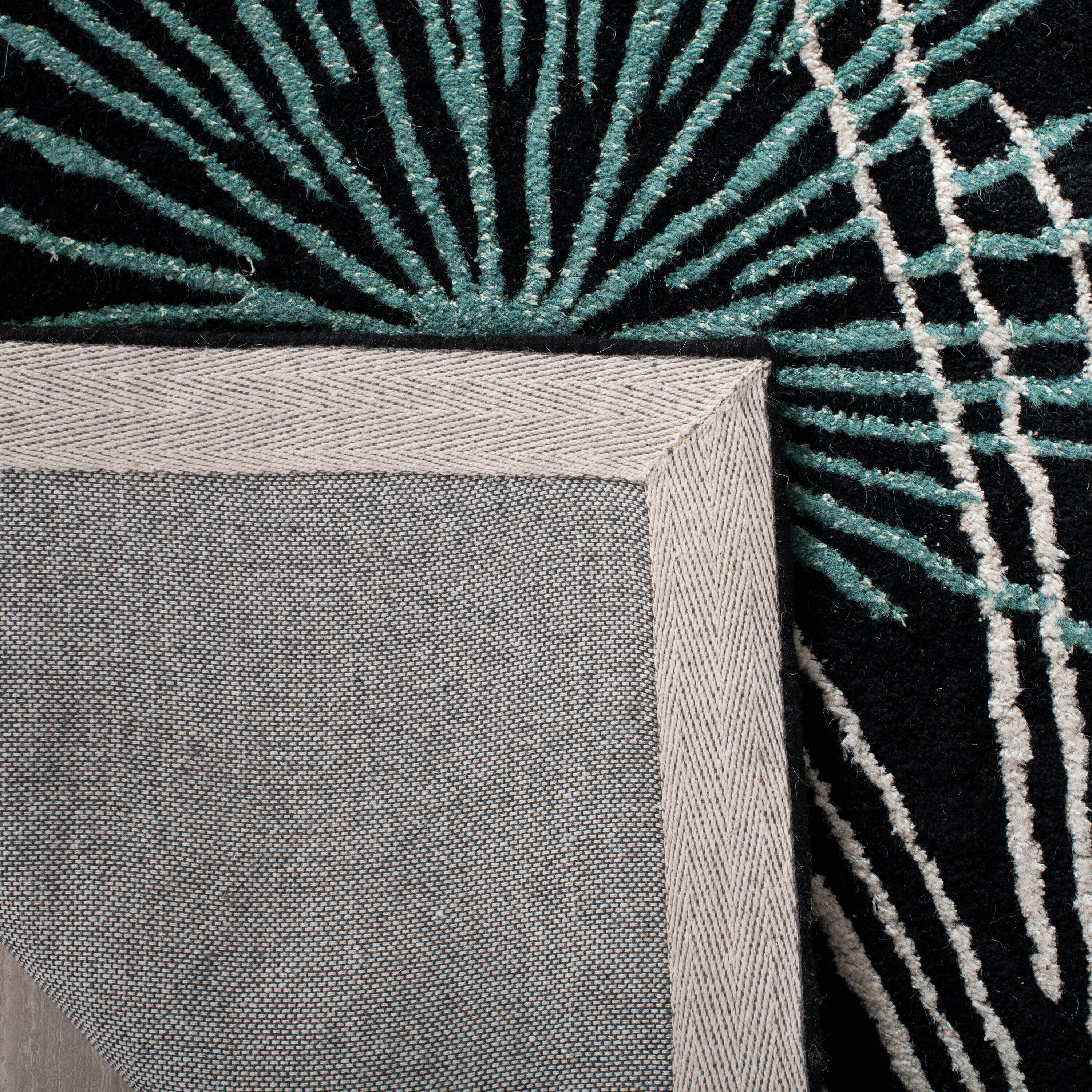 Safavieh SOH775A-5 rugs - View #3