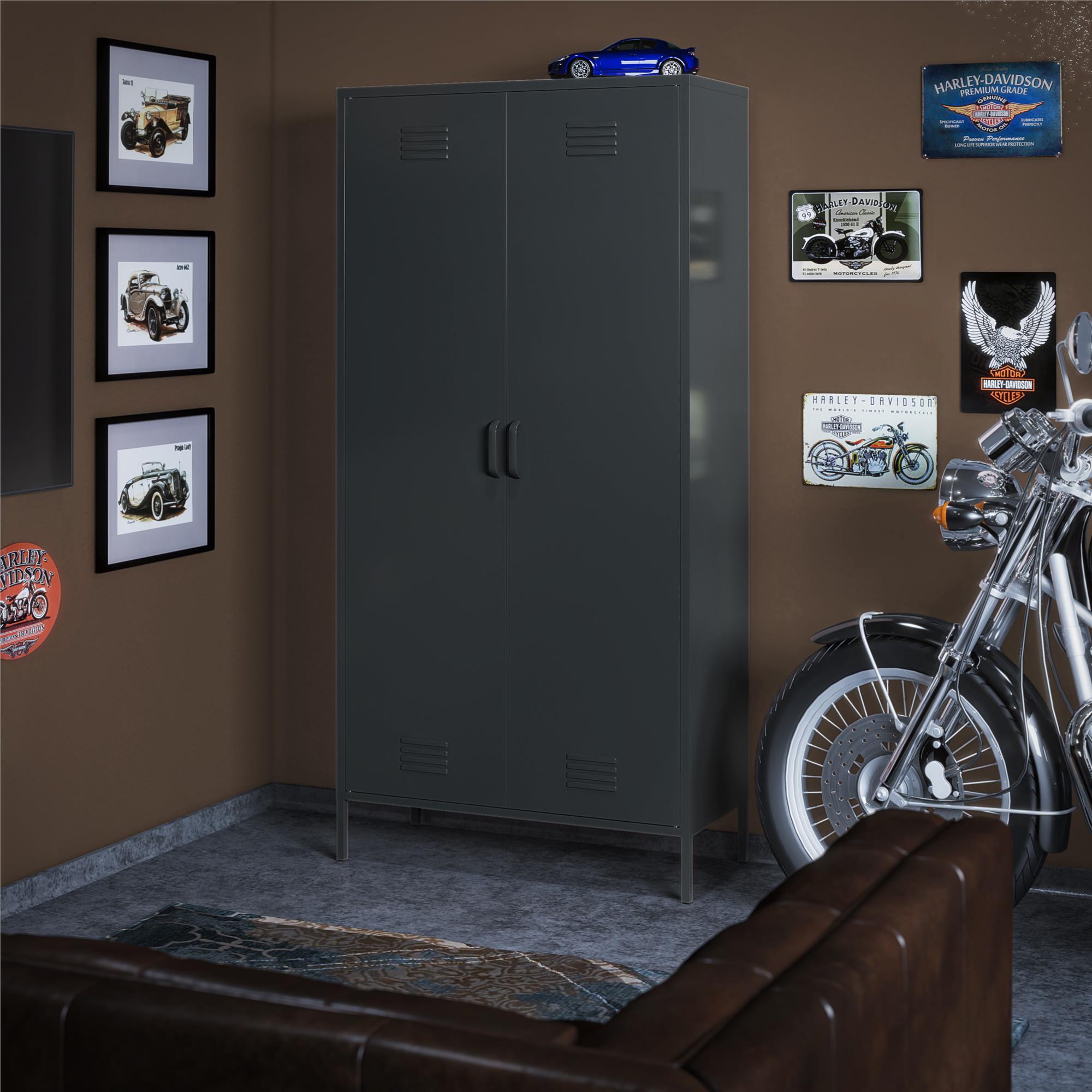 RealRooms 7911872COM Storage-Lockers - View #4