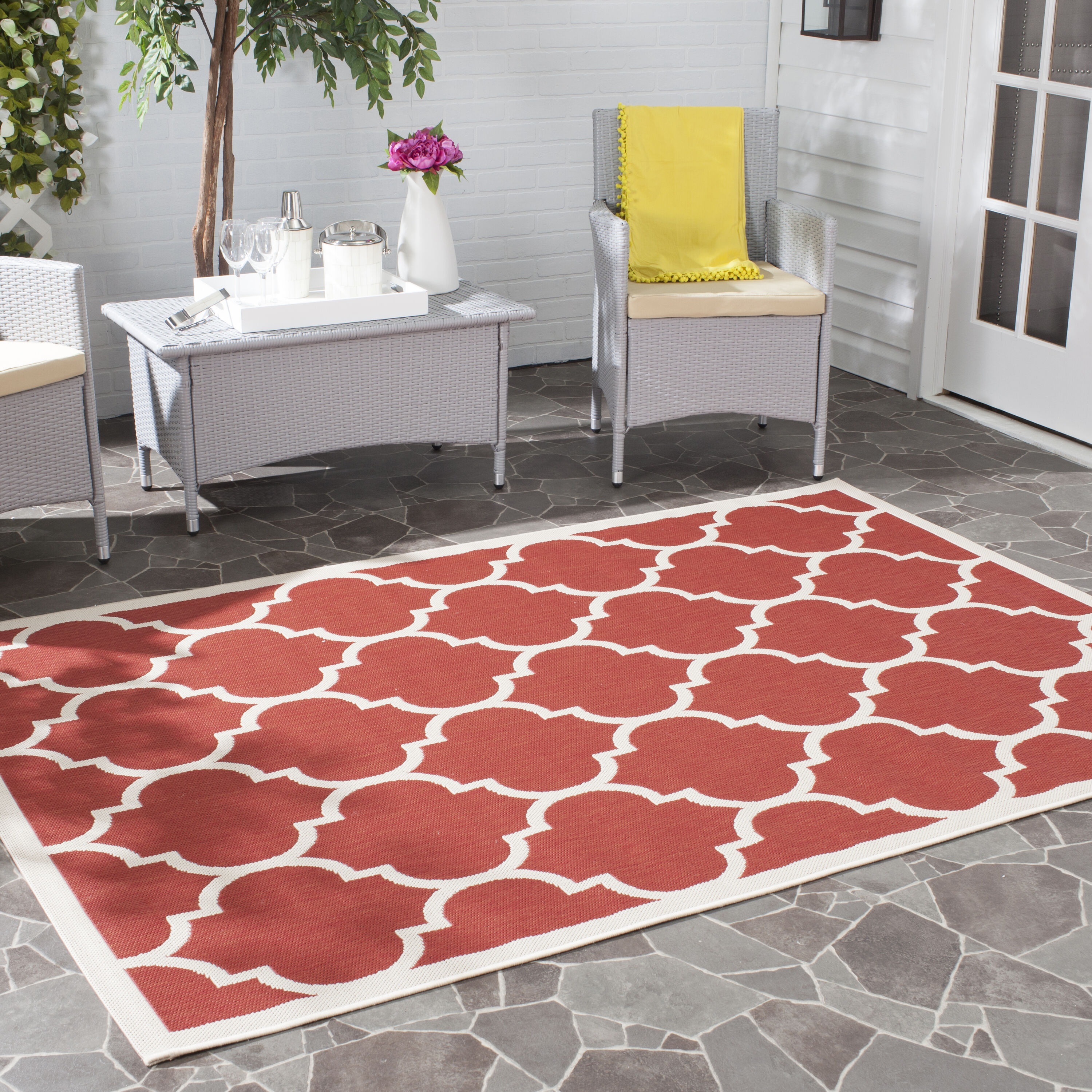 Safavieh CY6914-248-4 Courtyard Omao 4 x 6 (ft) Loomed Polypropylene Red/Bone Rectangular Indoor/Outdoor Trellis Coastal Area rug
