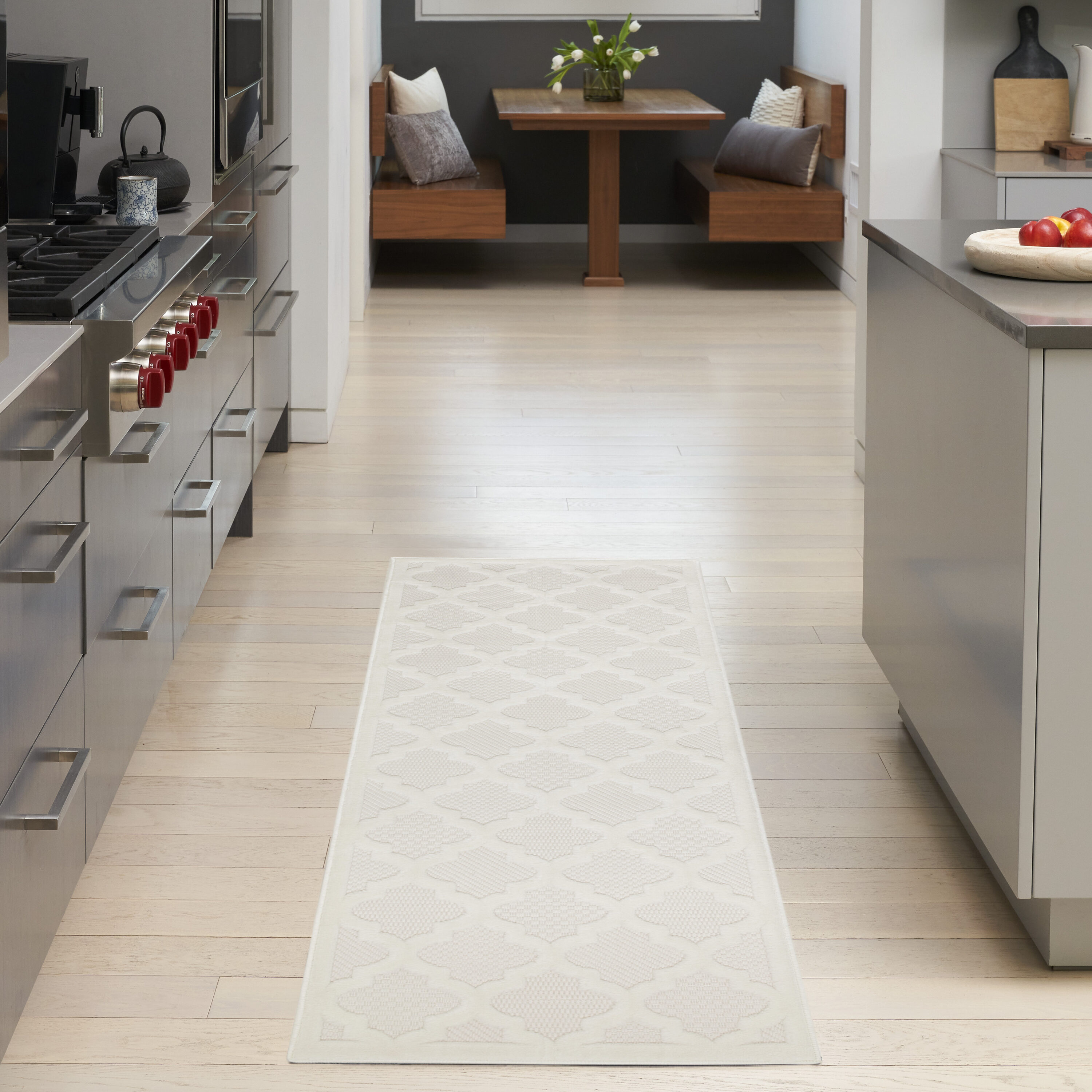 Nourison Home 099446963550 Easy Care 2 x 6 (ft) Polyester/Polypropylene Ivory White Rectangular Indoor/Outdoor Trellis Runner rug