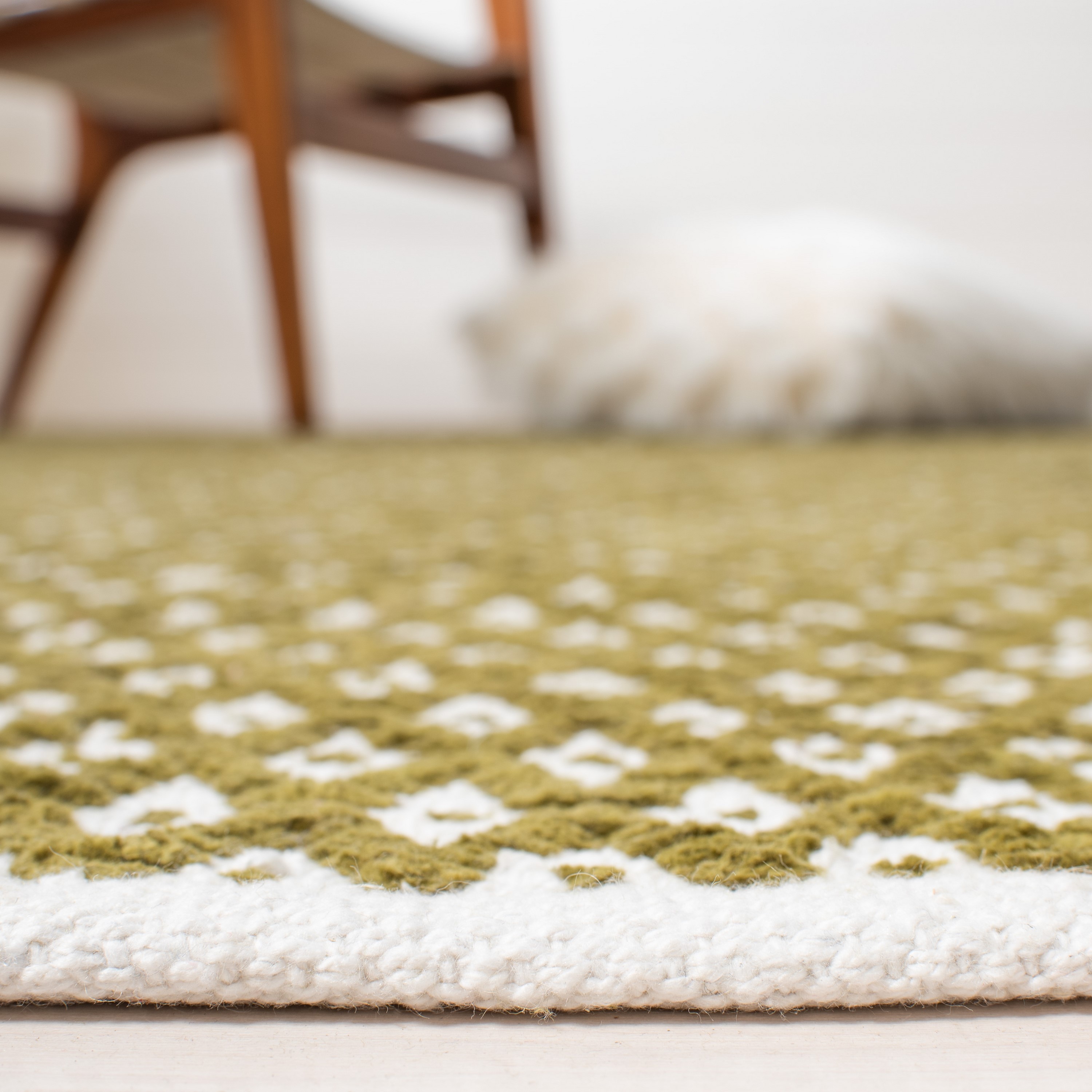 Safavieh BOS685B-4SQ rugs - View #4