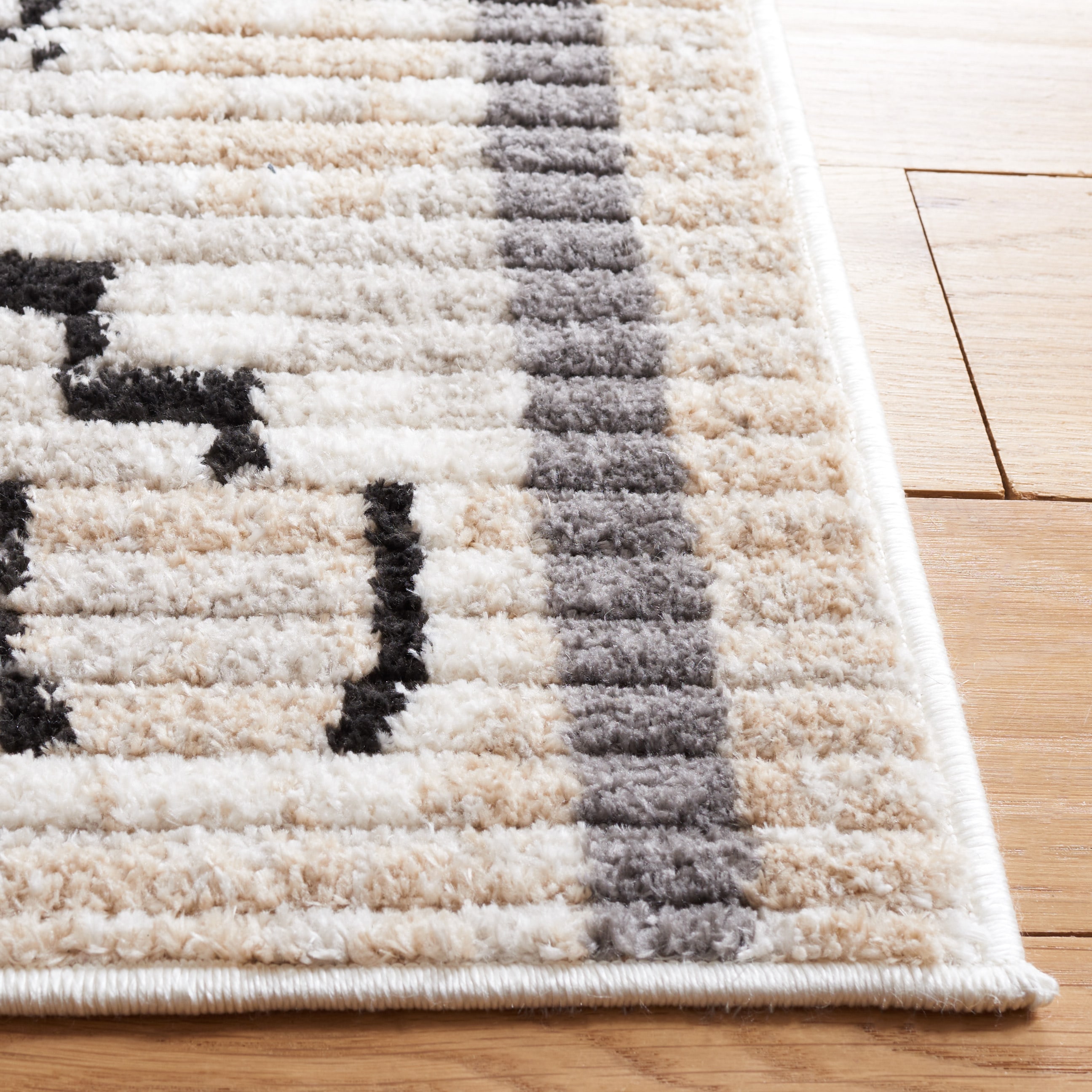 Safavieh MRK206A-28 rugs - View #3