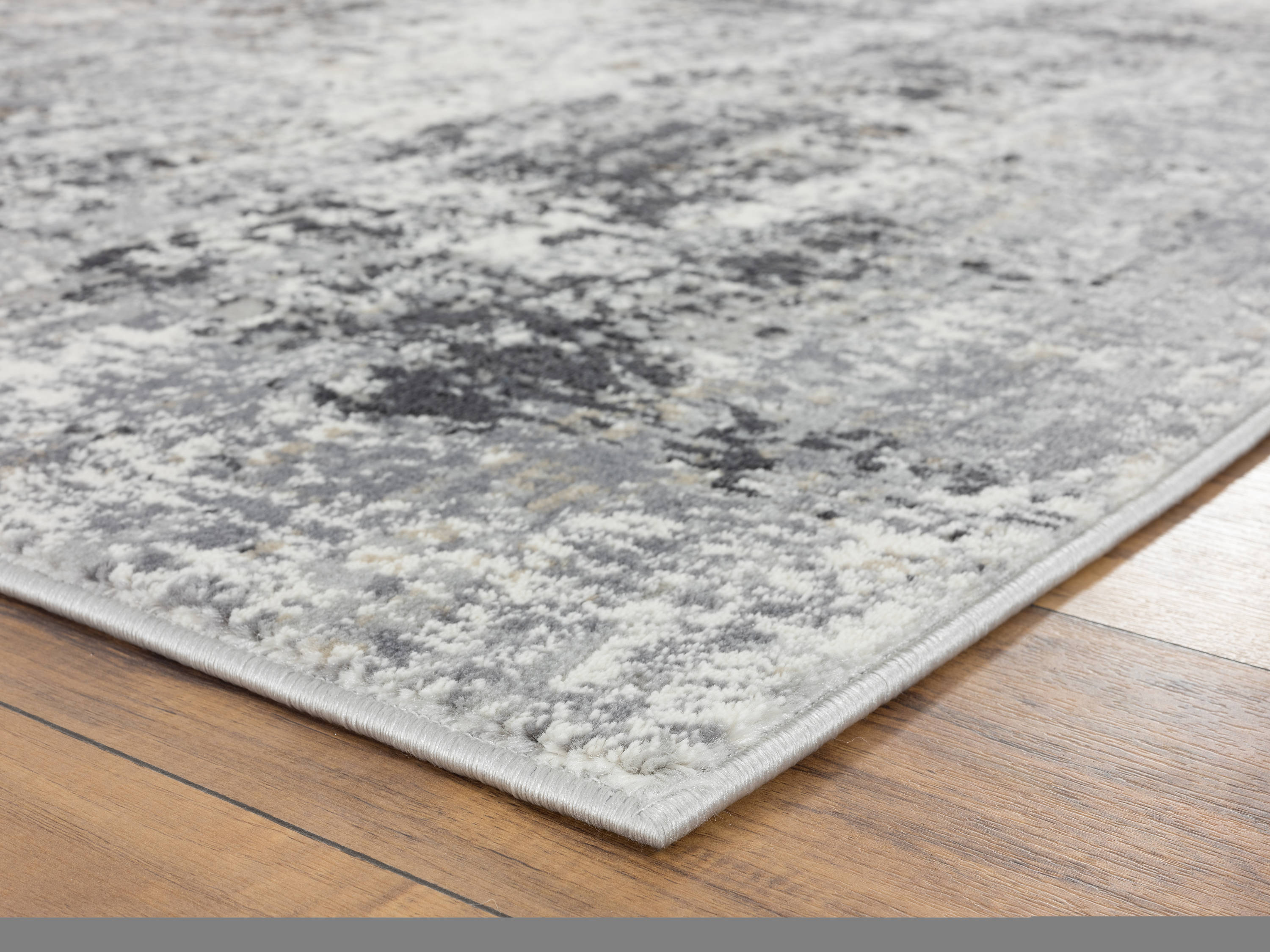 United Weavers Of America 4535 10377 58 rugs - View #4