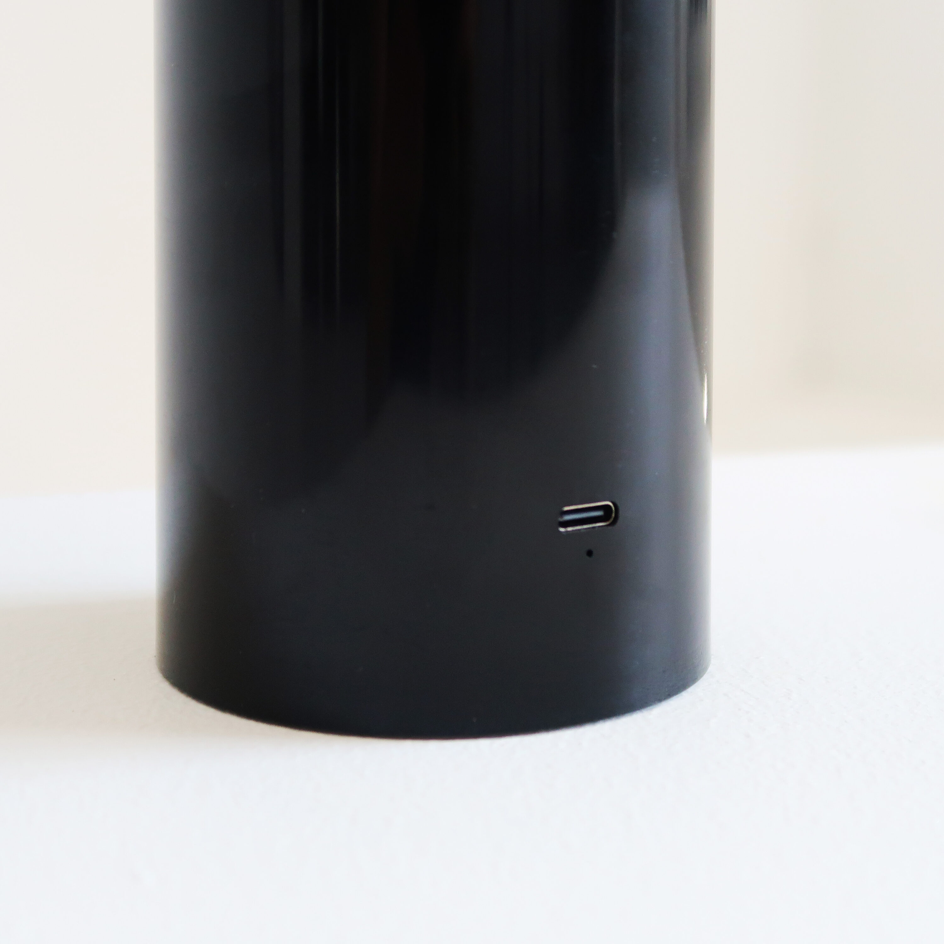 Brightech TL-CLA-BLK Table-Lamps - View #9