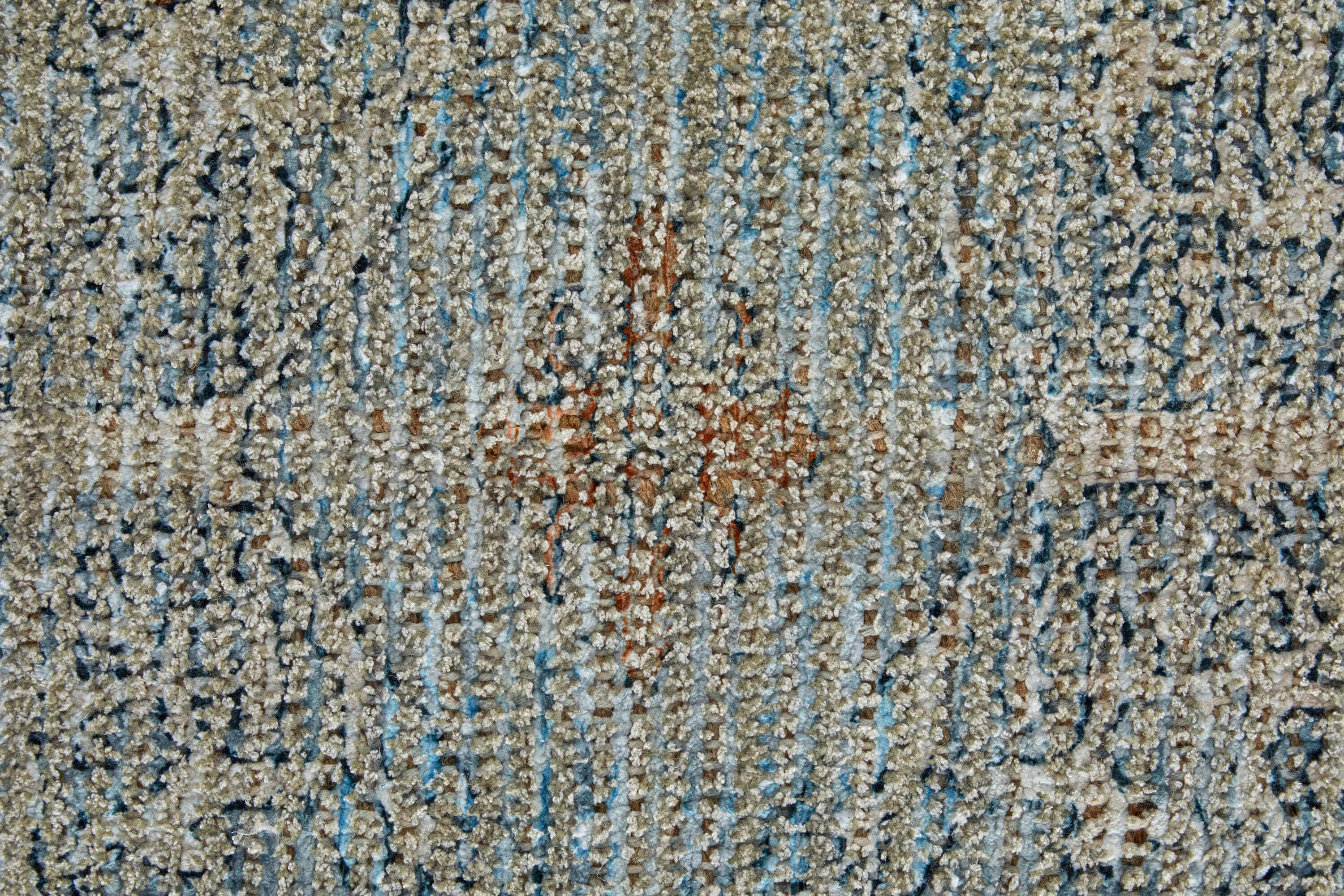 Handmade Gray Wool-Viscose Blend Rectangular Tufted Rug 27"x4"