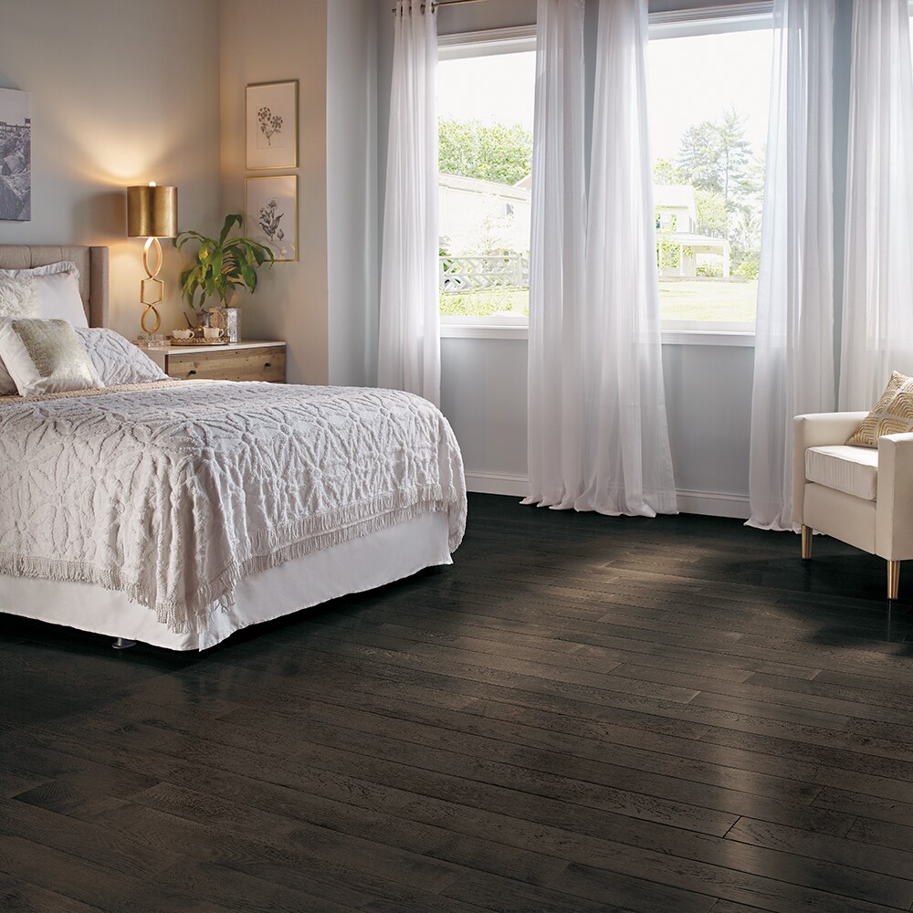 Bruce Nature of Wood Dark Gray Red Oak 5-in W x 3/4-in T x Varying Length Wirebrushed Solid Hardwood Flooring (23.5-sq ft / Carton)