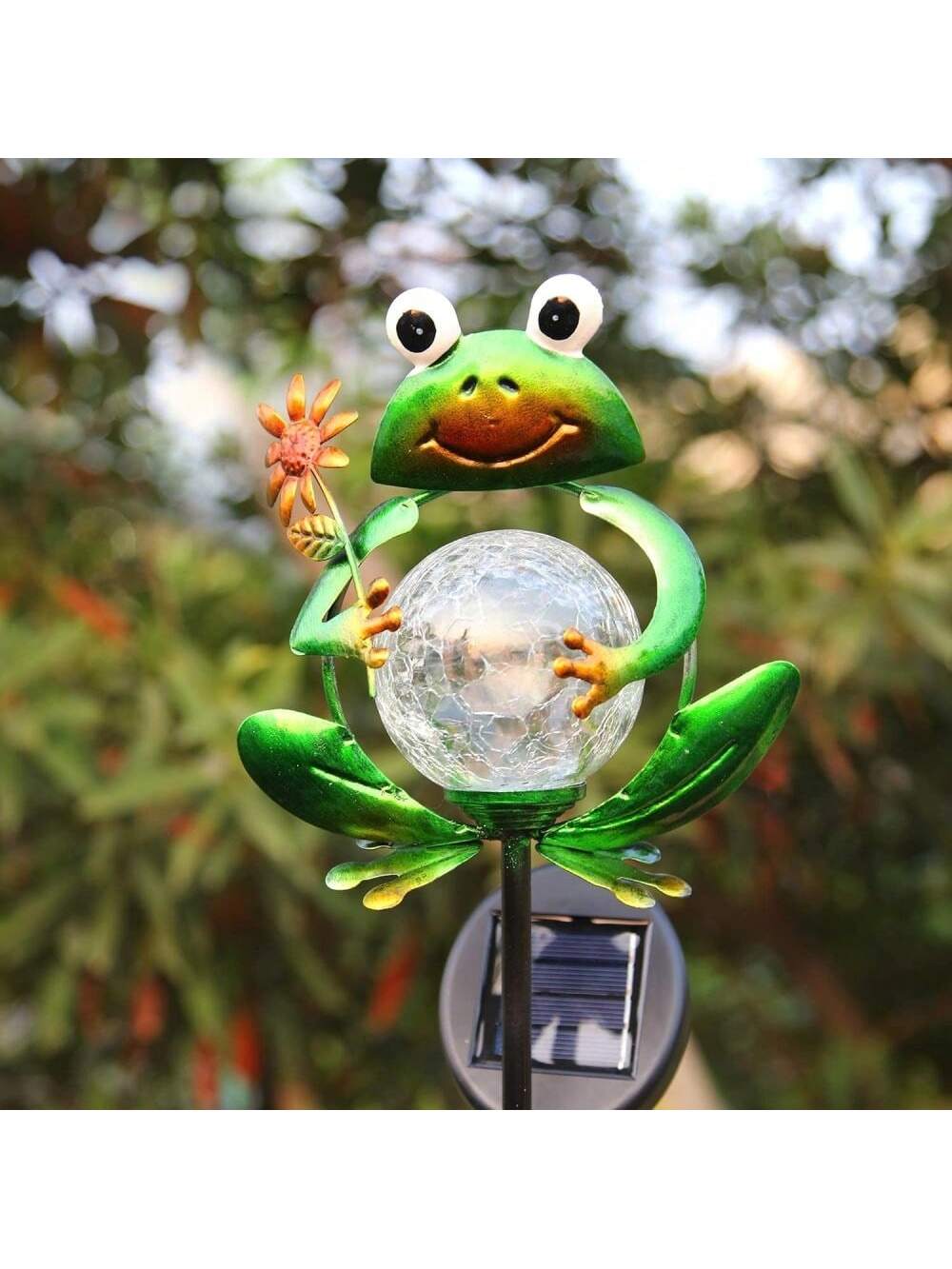Qeetex PHO-0XTLSNE0-HF4 Solar Decorative Metal Frog Light. Waterproof With Auto On/Off. 2ft Garden Decor For Lawn. Patio. Pathway. And Backyard Lighting