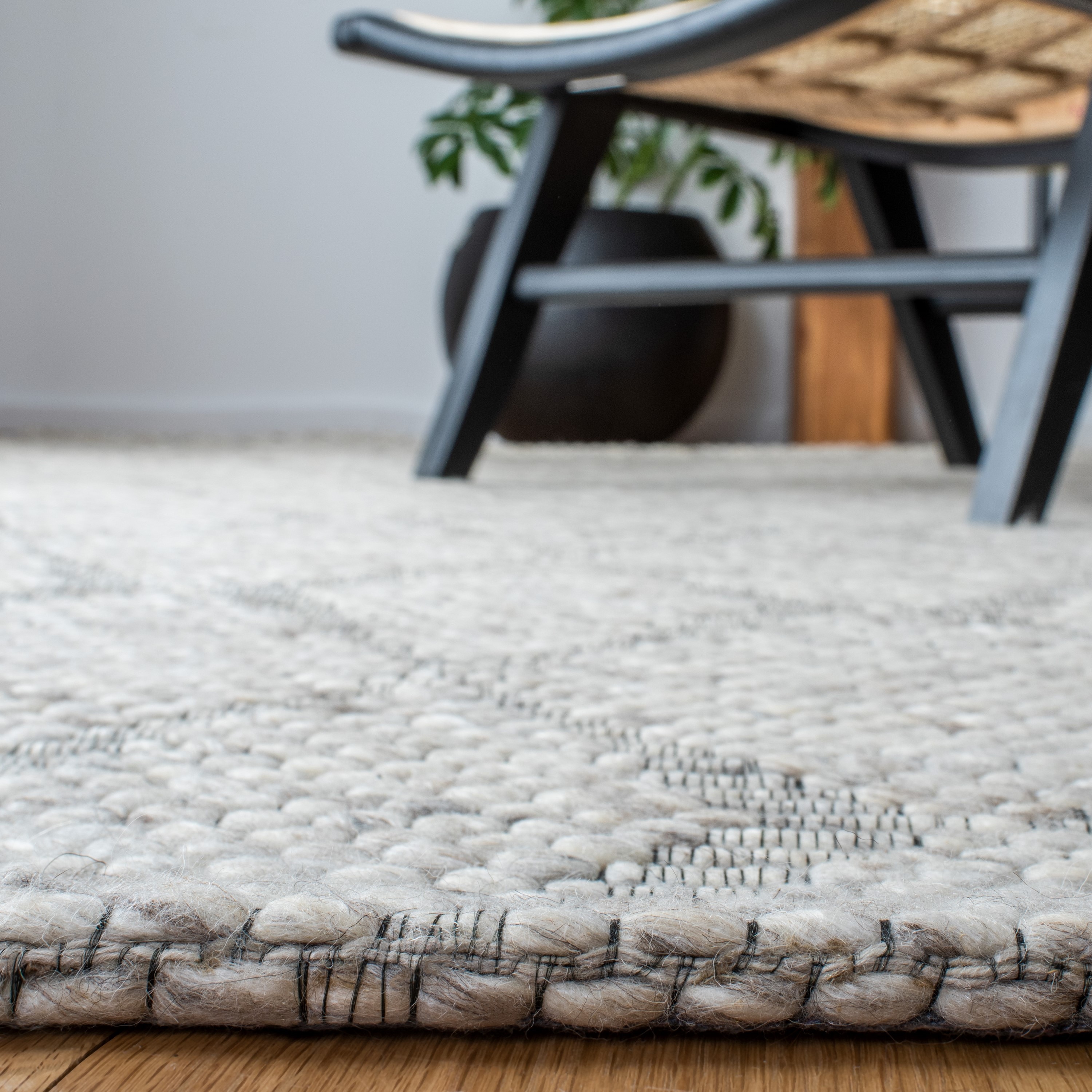Safavieh MRB551B-3 rugs - View #4