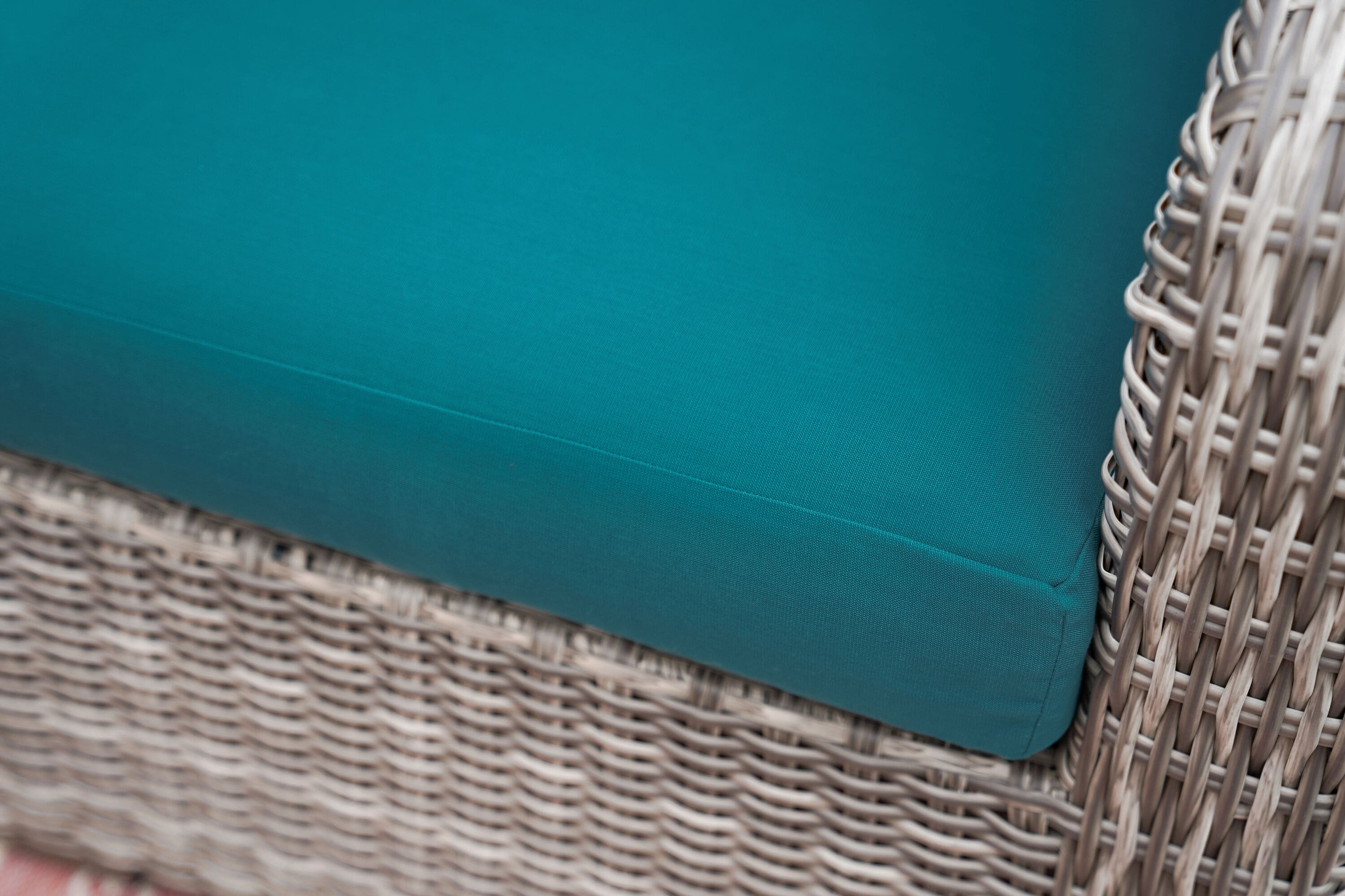 Leisure Made 299231-PEA Patio-Sofas-Daybeds - View #2
