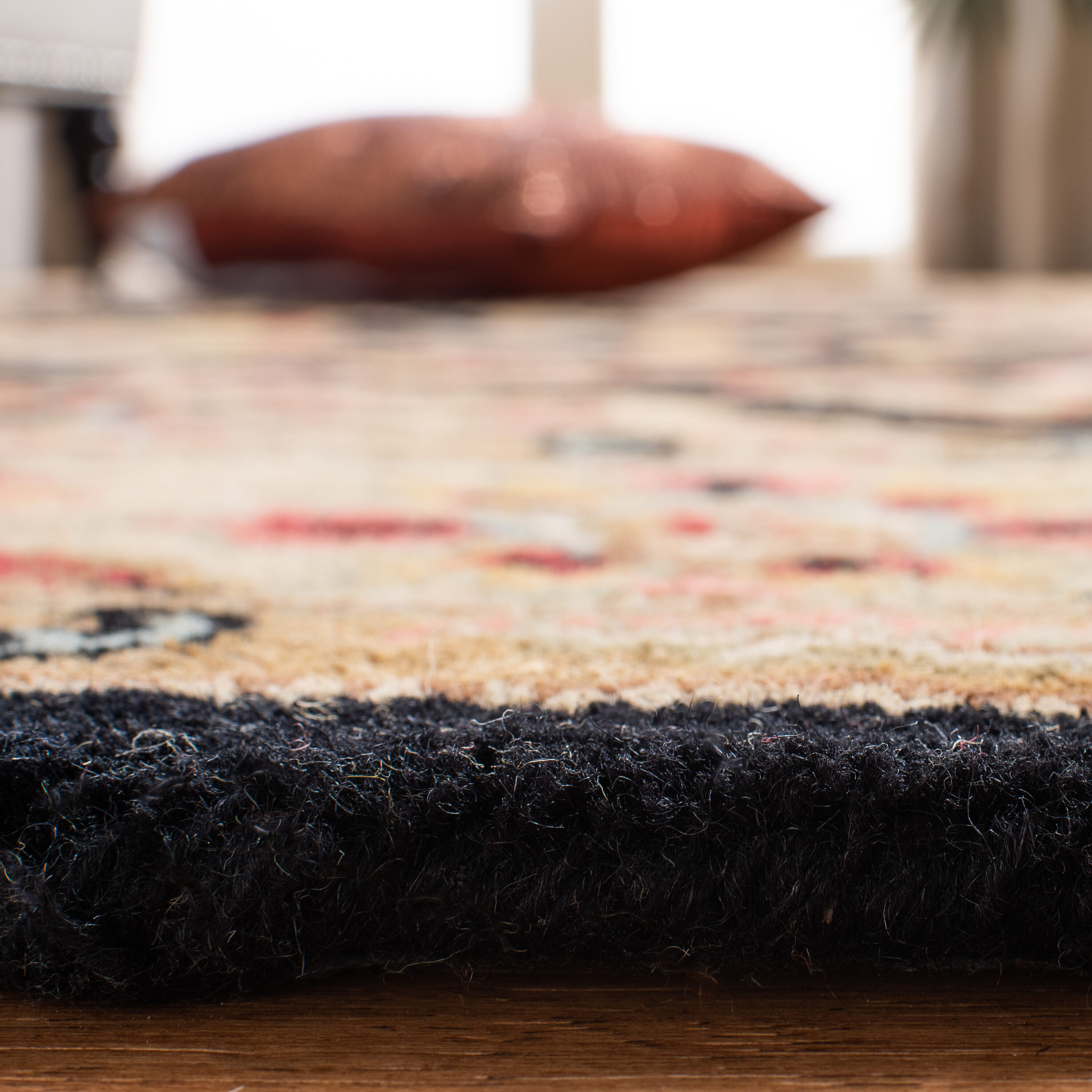 Safavieh HG957A-5 rugs - View #4
