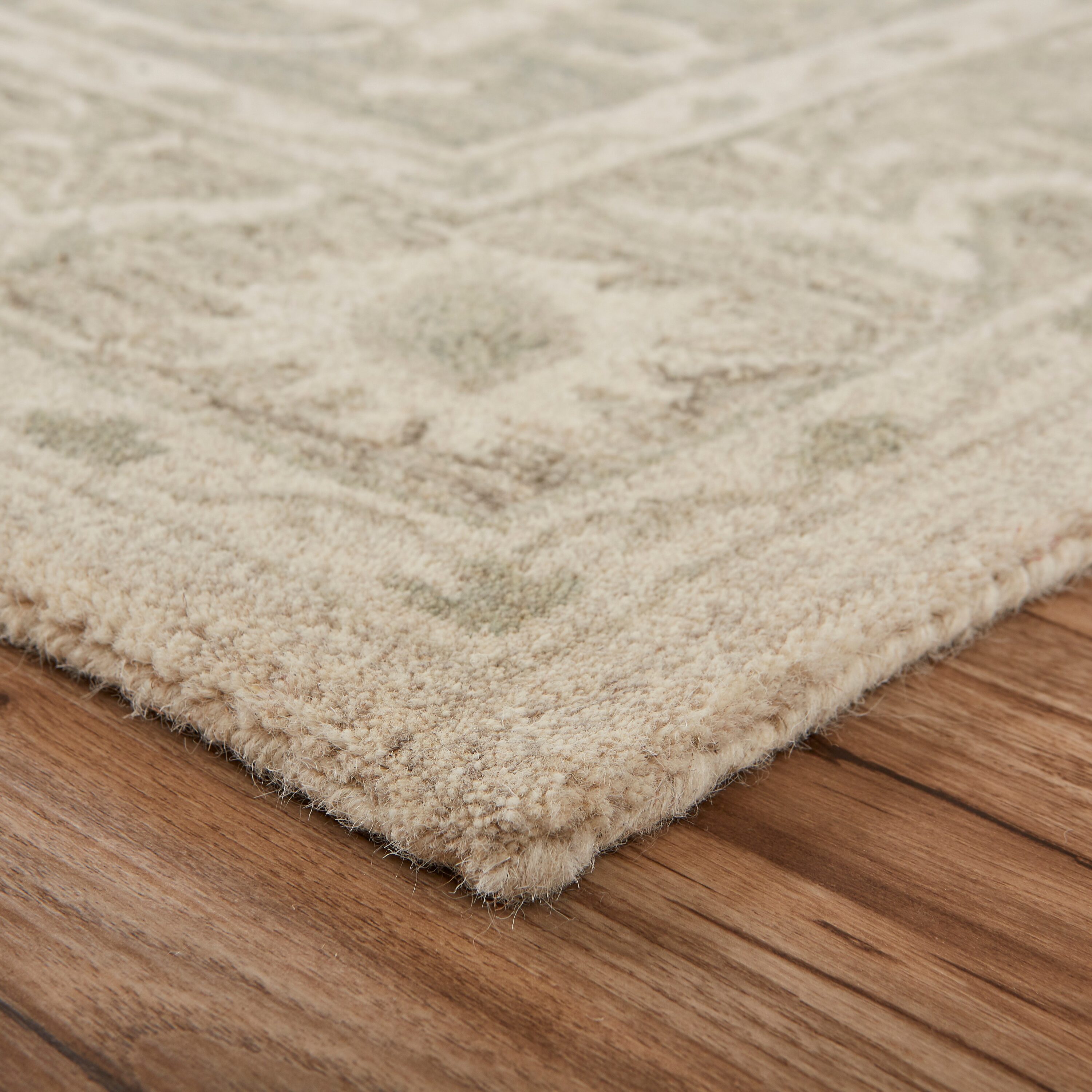Handmade Gray Medallion Tufted Wool Area Rug 5' x 7'