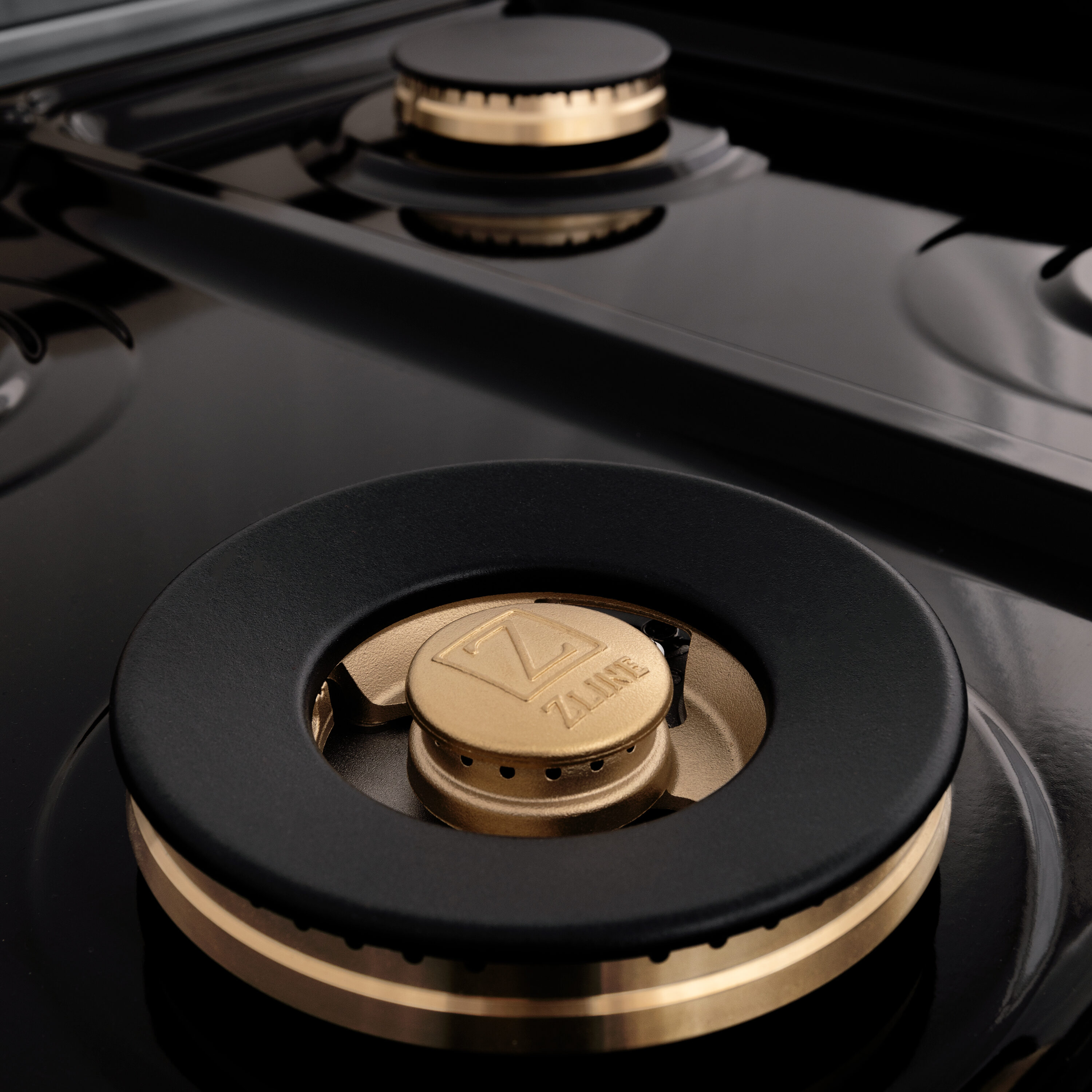ZLINE 30" Stainless Steel 4-Burner Gas Rangetop with Brass Burners