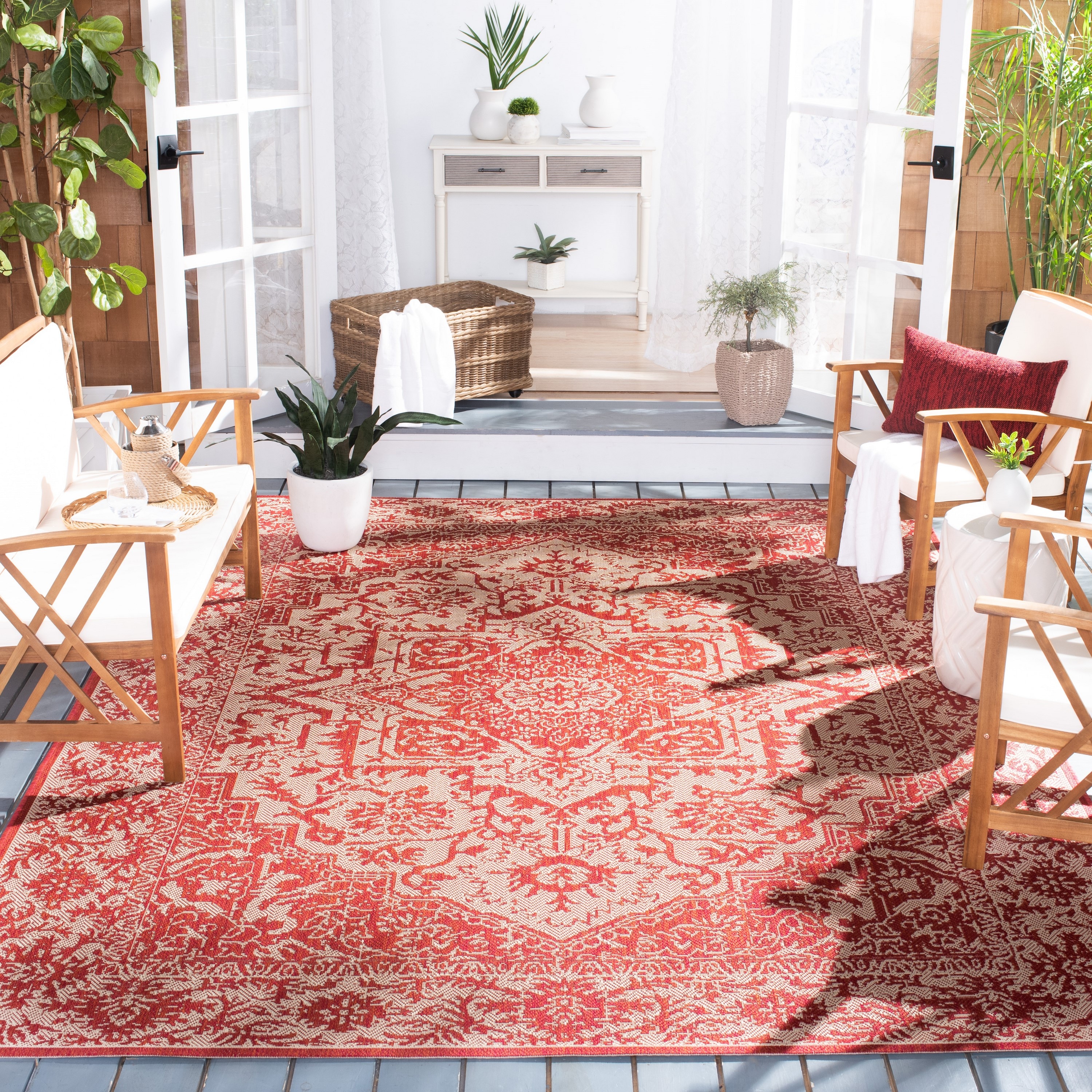 Safavieh BHS139Q-8 Beach House Tressie 8 x 10 (ft) Loomed Polypropylene Red/Creme Rectangular Indoor/Outdoor Floral/Botanical Bohemian/Eclectic Area rug