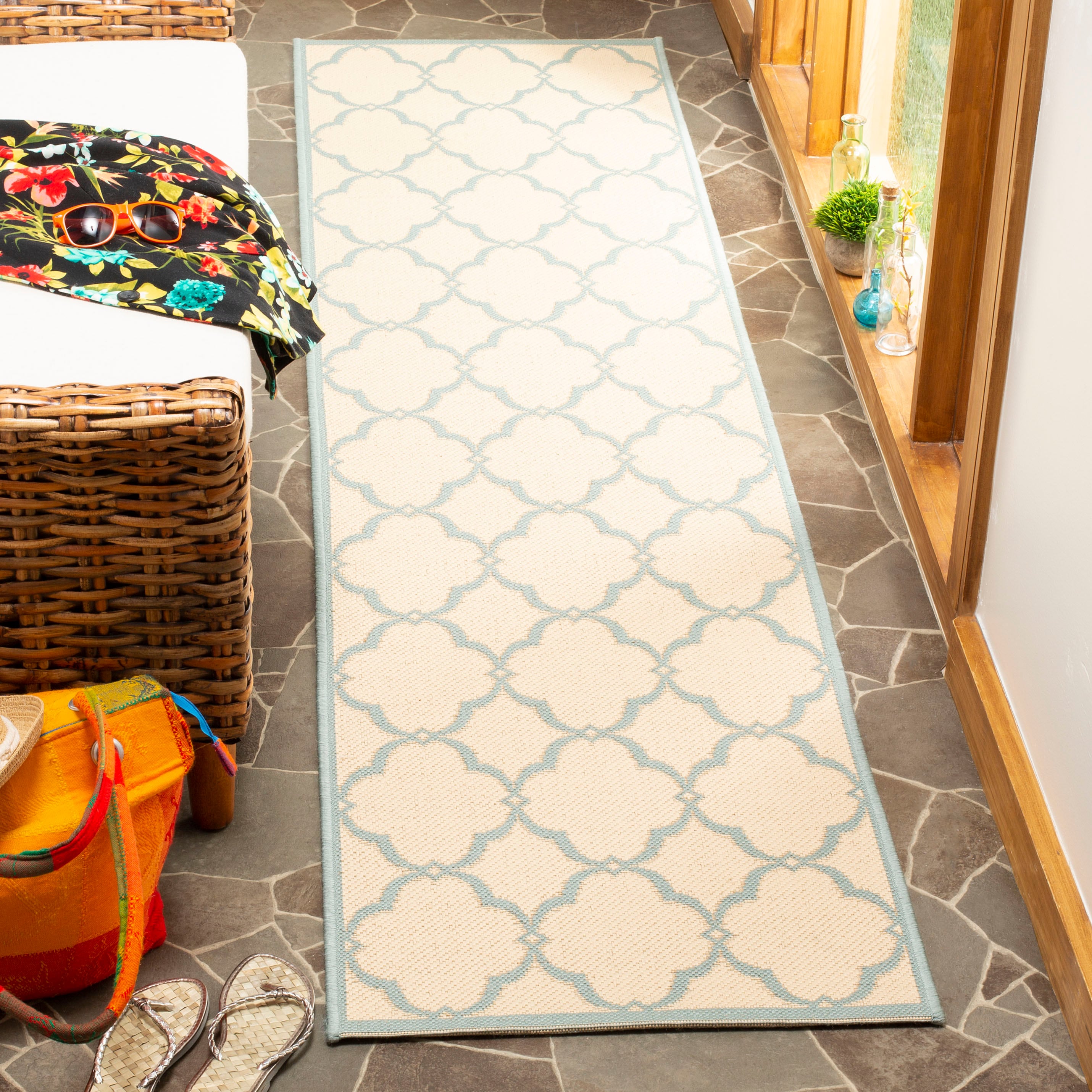 Safavieh - Linden 125L Cream Aqua 2 x 8 Runner rug