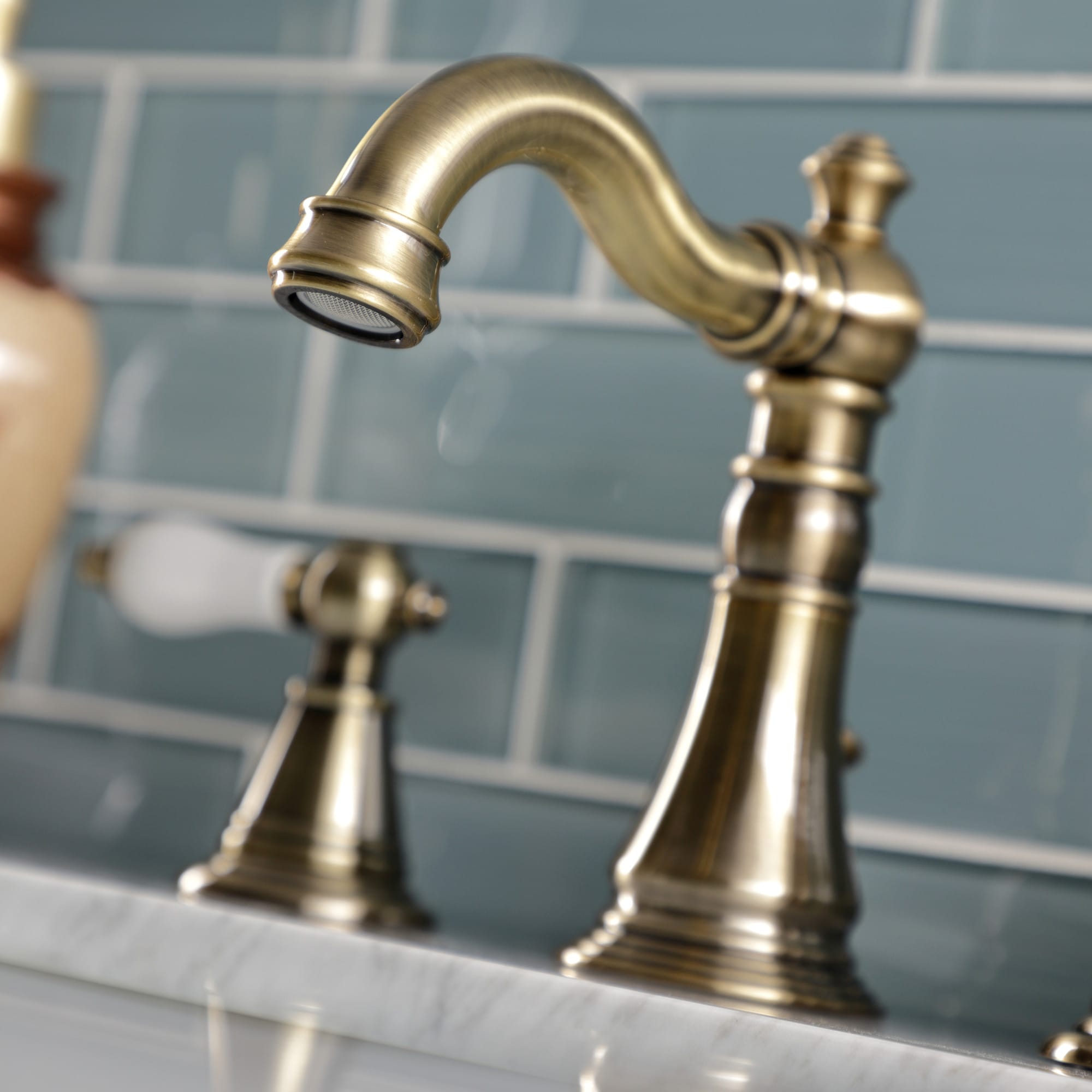 Kingston Brass WLFSC19733PL Lavatory-Faucets - View #4