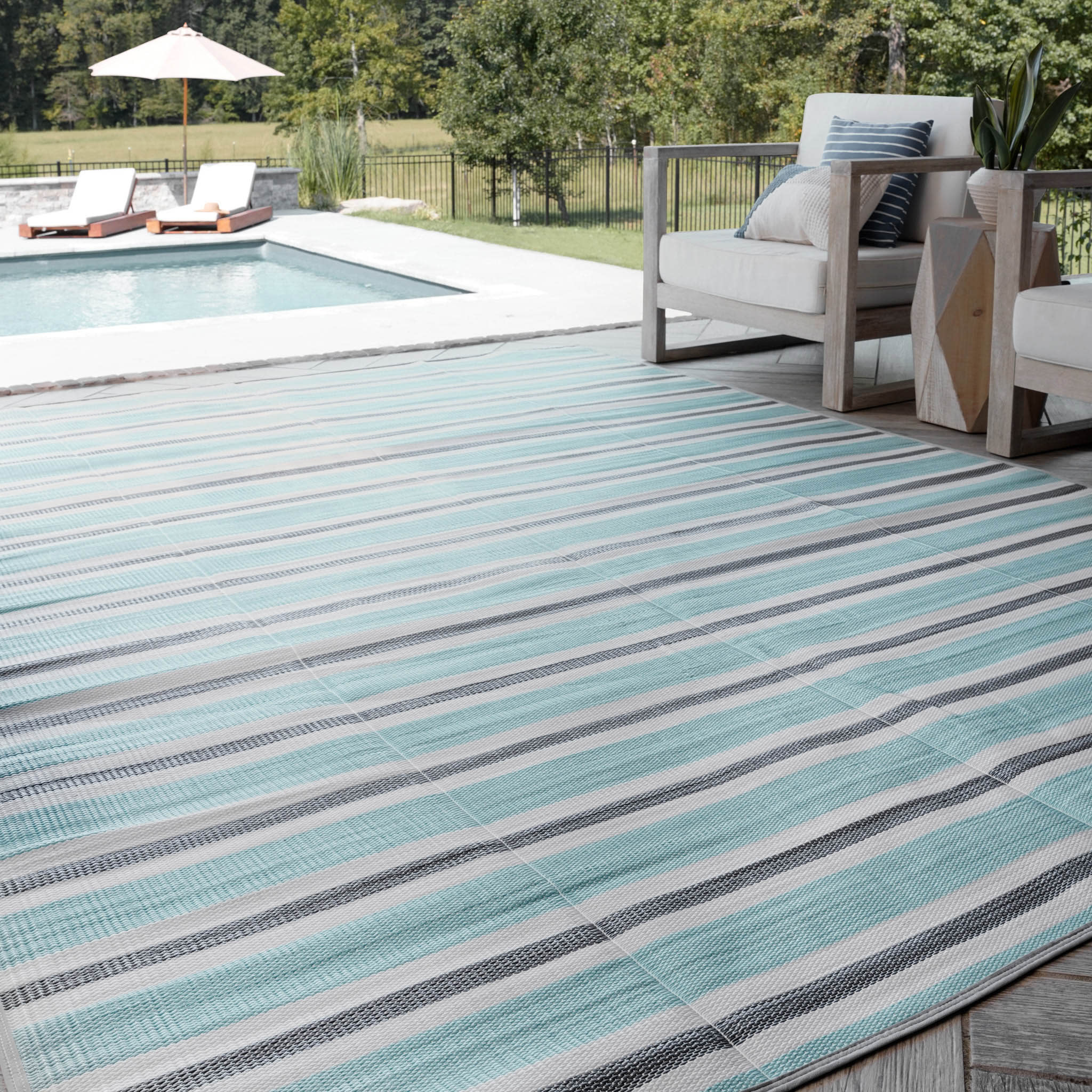 Tayse Luna 9 x 12 (ft) Flatweave Polypropylene Sky Rectangular Outdoor Area rug