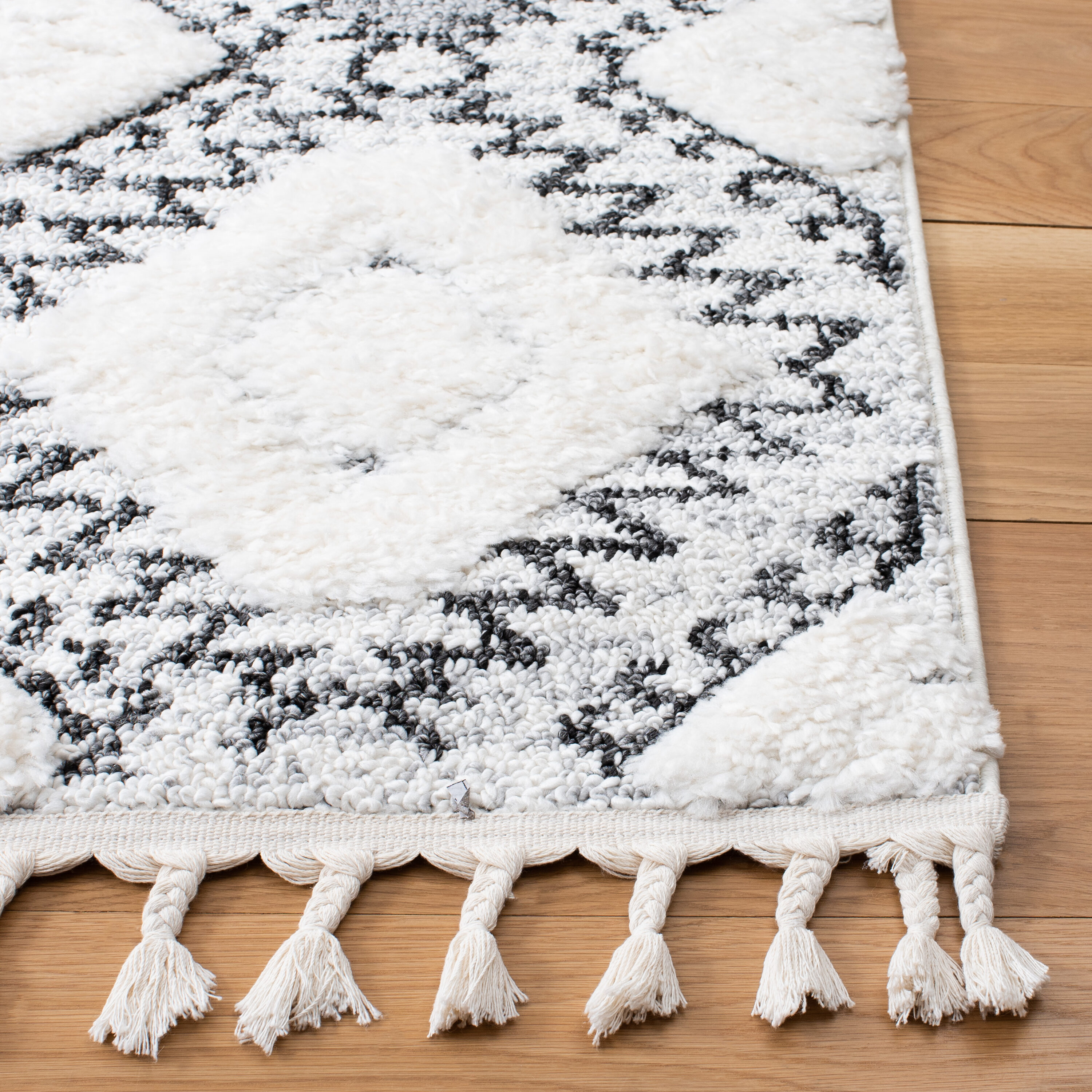 Safavieh MTS616A-7SQ rugs - View #2