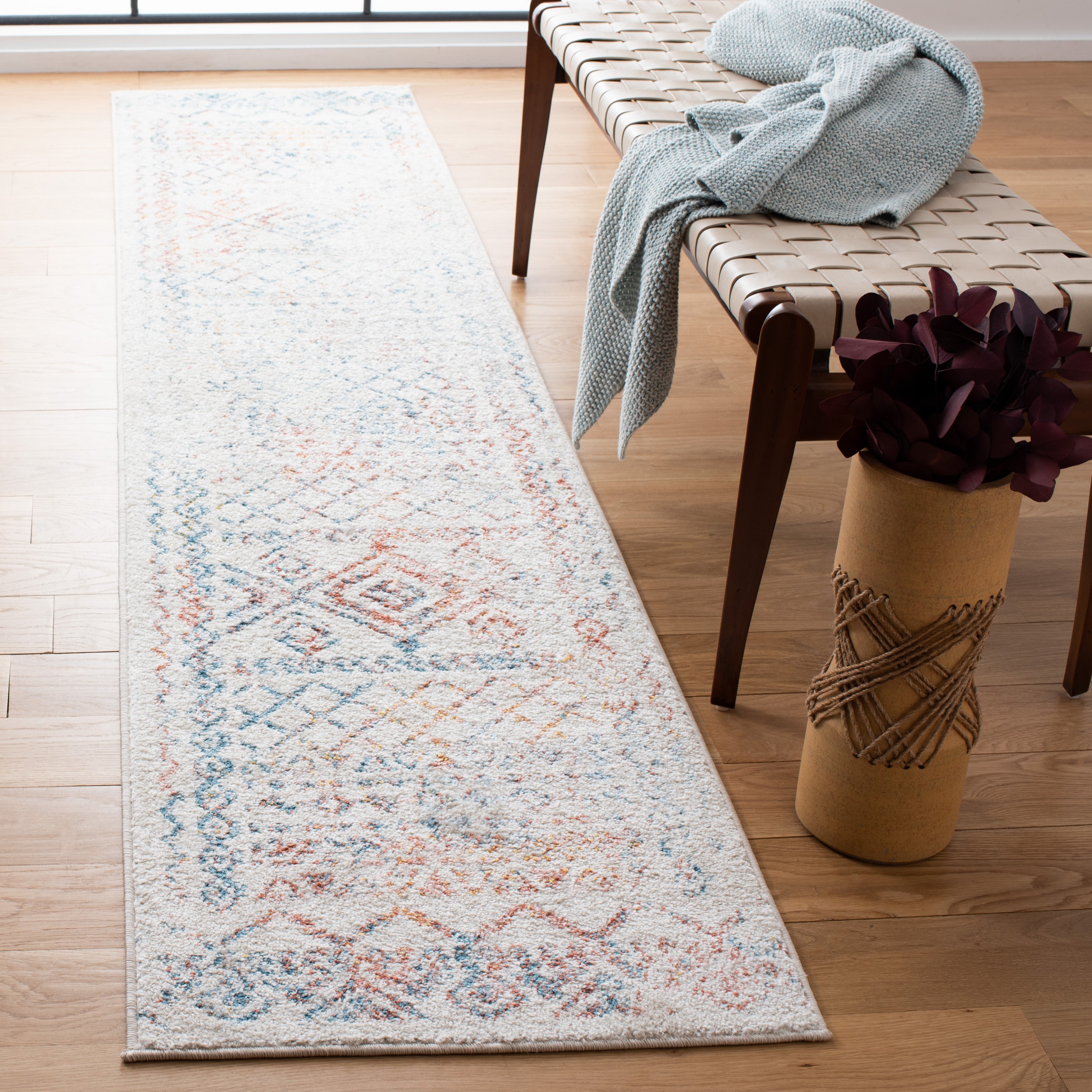 Safavieh TUL268M-28 Tulum Grady 2 x 8 (ft) Loomed Polypropylene Ivory/Turquoise Rectangular Indoor Distressed/Overdyed Vintage Runner rug