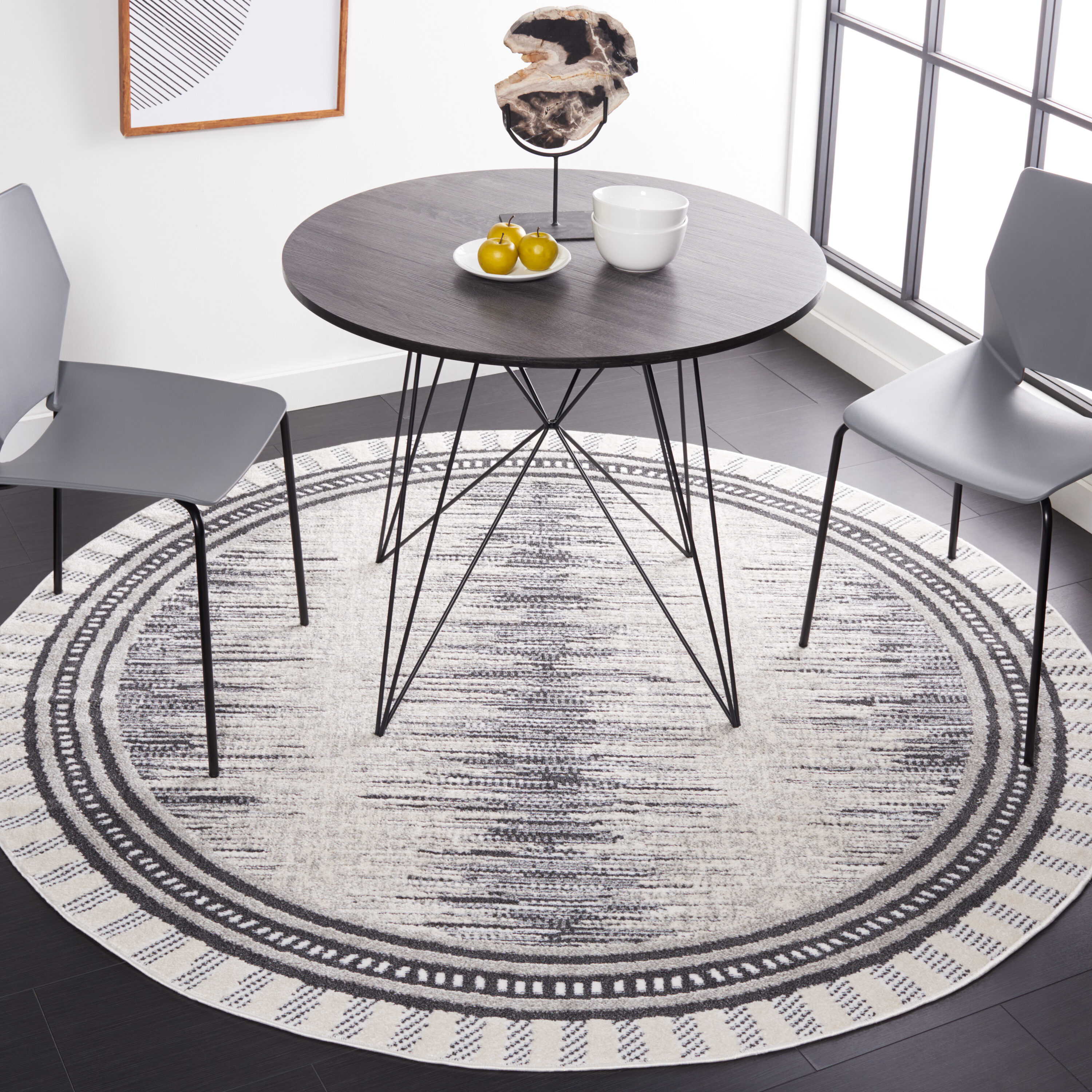 Safavieh - Alamo Alm732H Grey/Charcoal 6ft-7in x 6ft-7in Round Rug