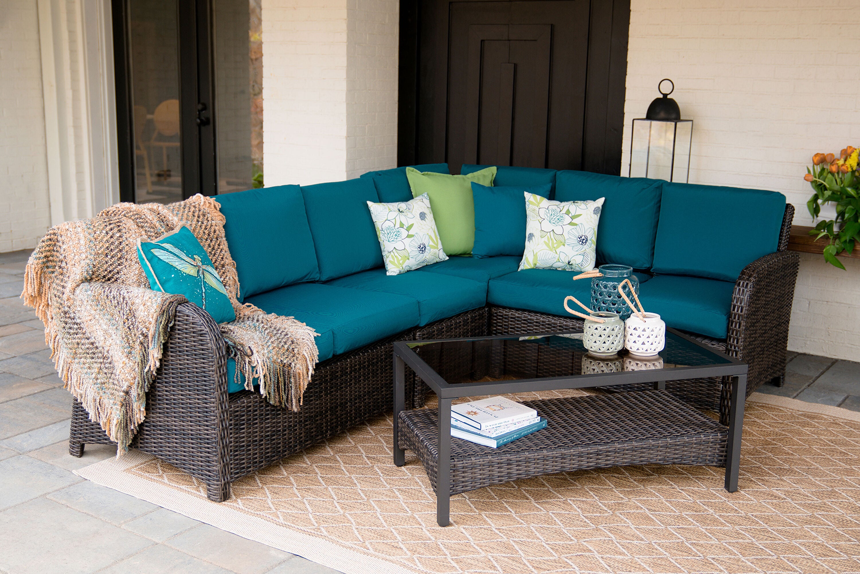 Leisure Made 779665-PEA Patio-Sofas-Daybeds - View #3