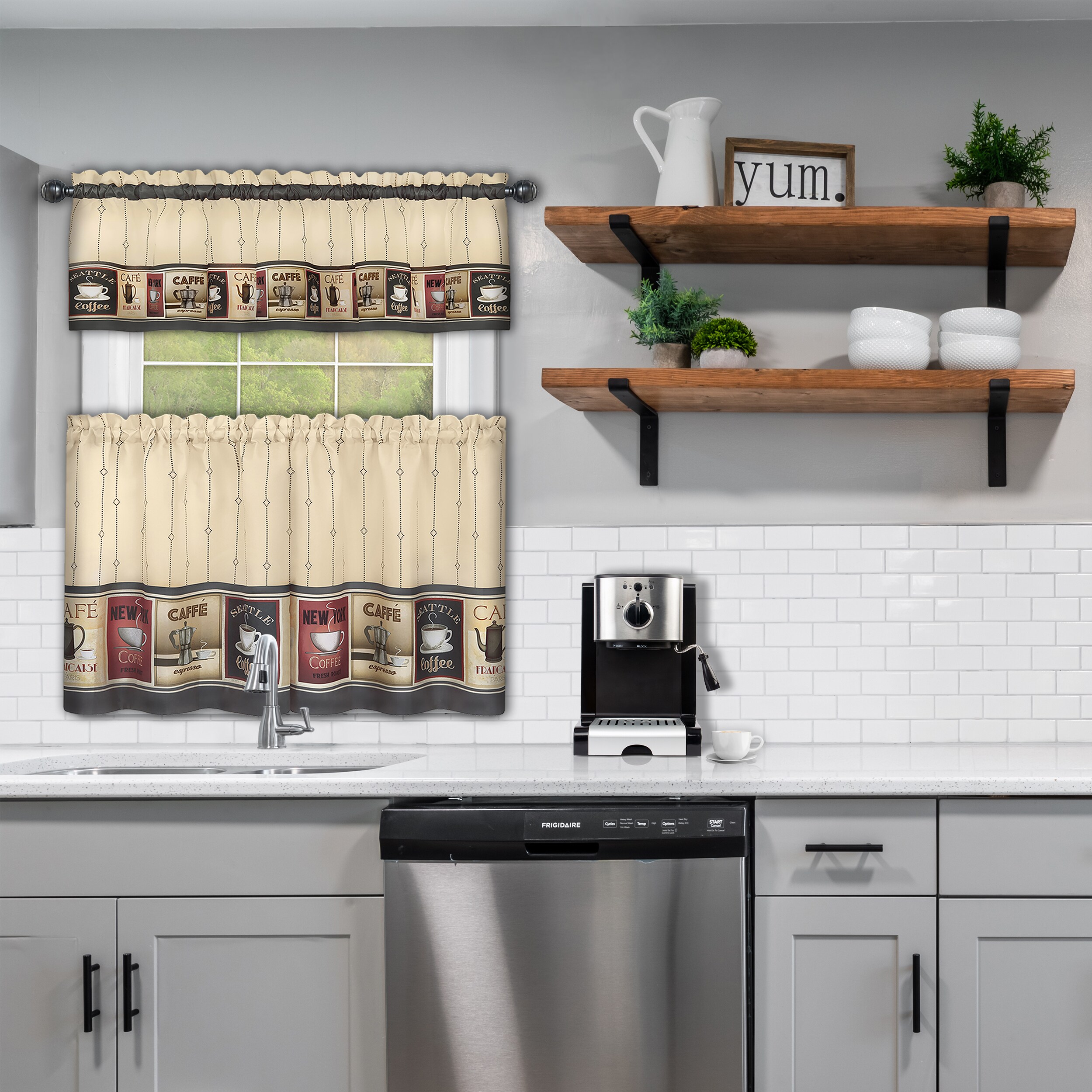 Cozy Cafe Tan-Black Wide Tier & Valance Set