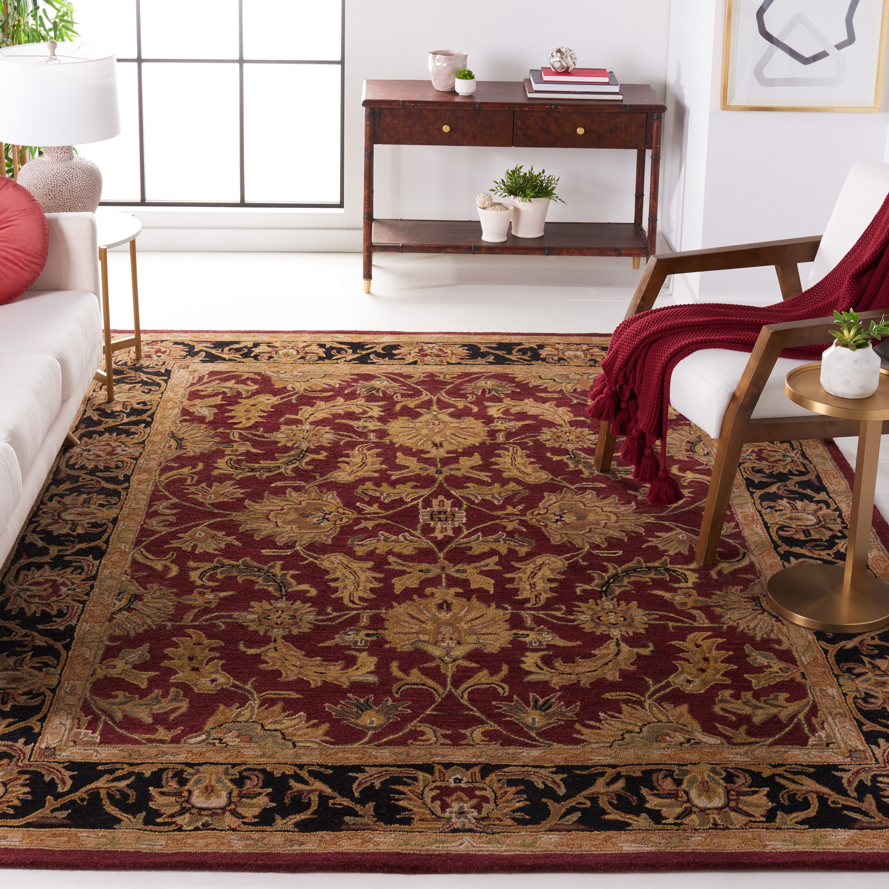 SAFAVIEH Heritage Collection 4' Square Red Ivory HG628D Handmade  Traditional Oriental Premium Wool Area Rug