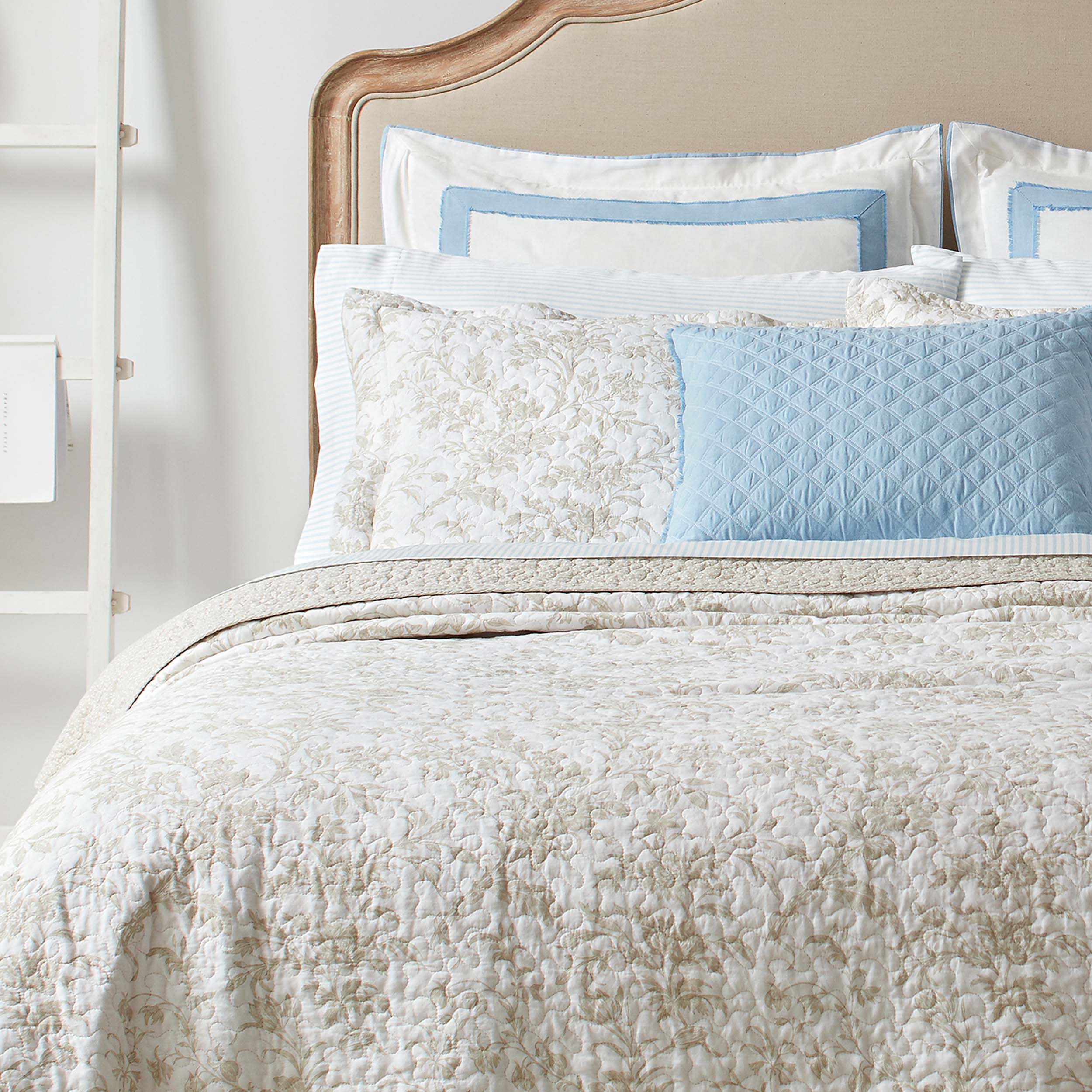 Laura Ashley 206333 bedding - View #6