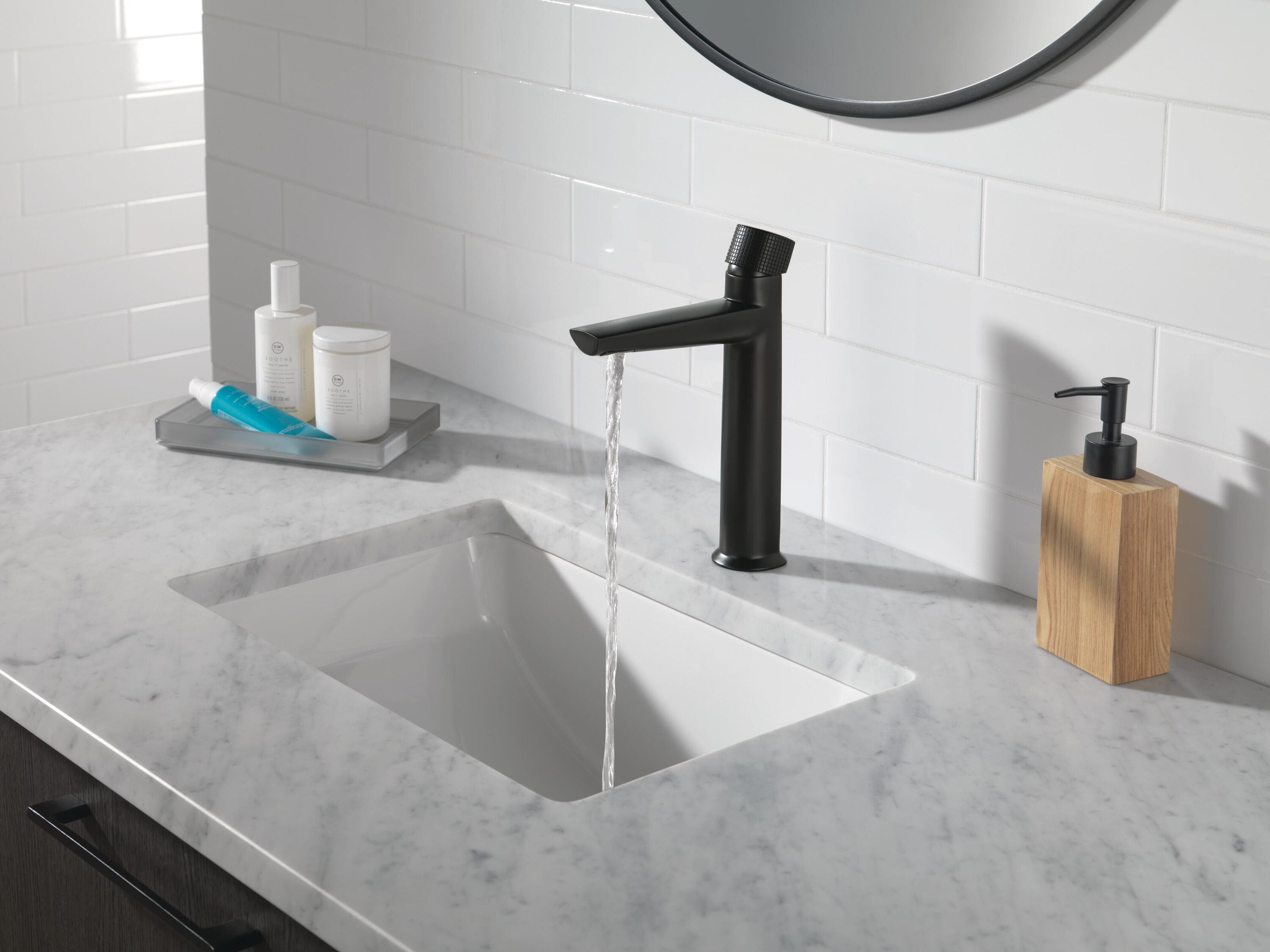 Matte Black Modern Single Hole Bathroom Faucet