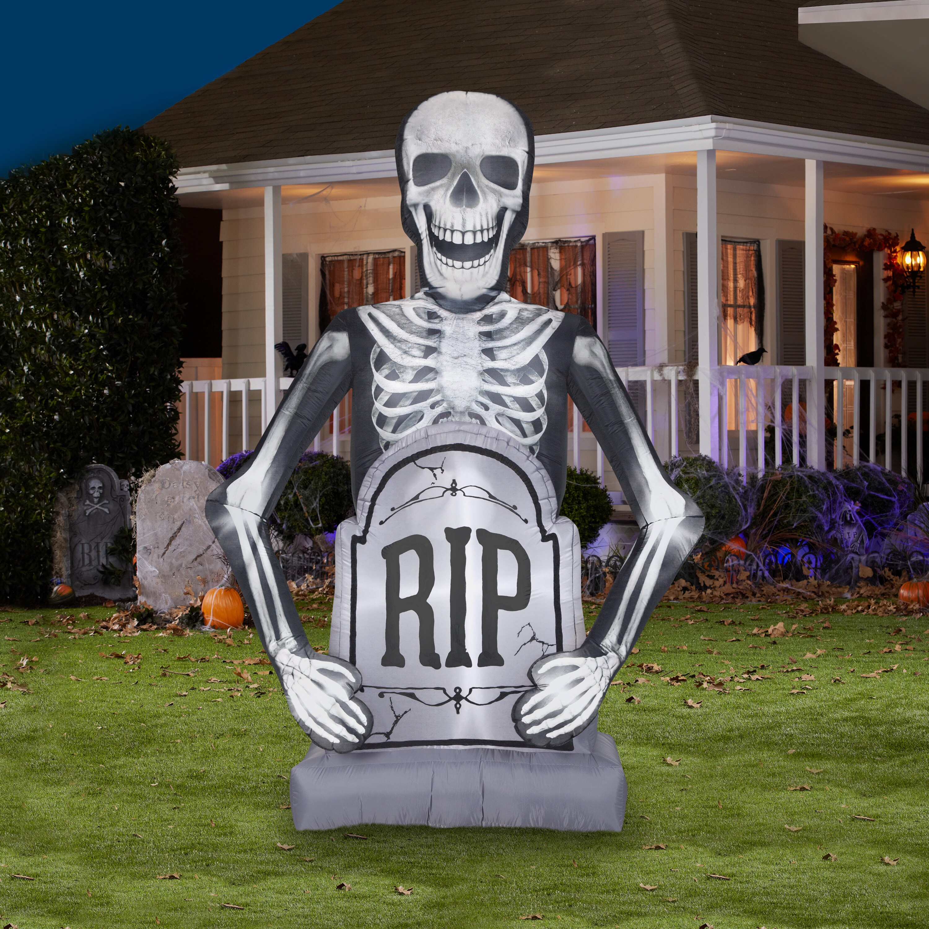 Gemmy G-228102 Outdoor-Halloween-Decor - View #2