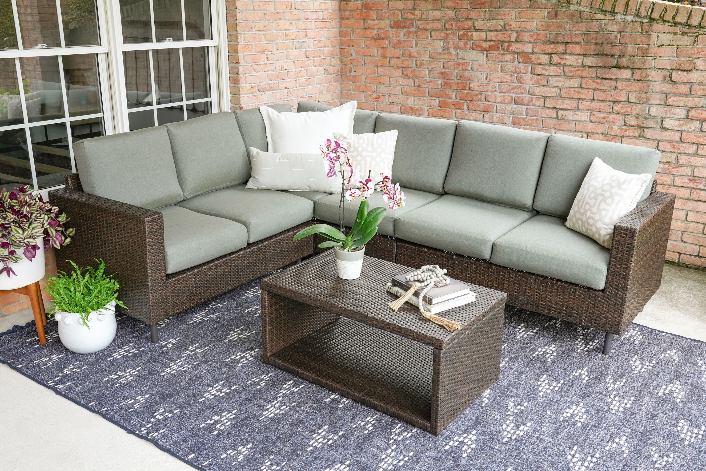 Leisure Made Draper Woven Outdoor Sectional with Green Cushion(S) and ...