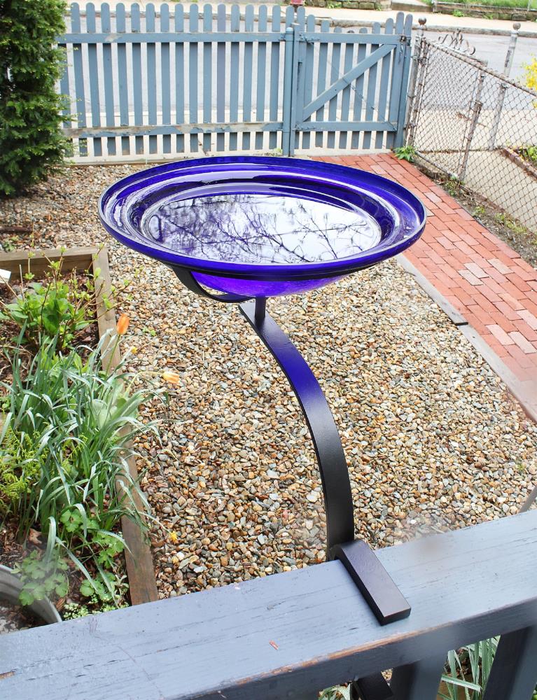 Minuteman International CGB-01CB-RM birdbaths - View #4