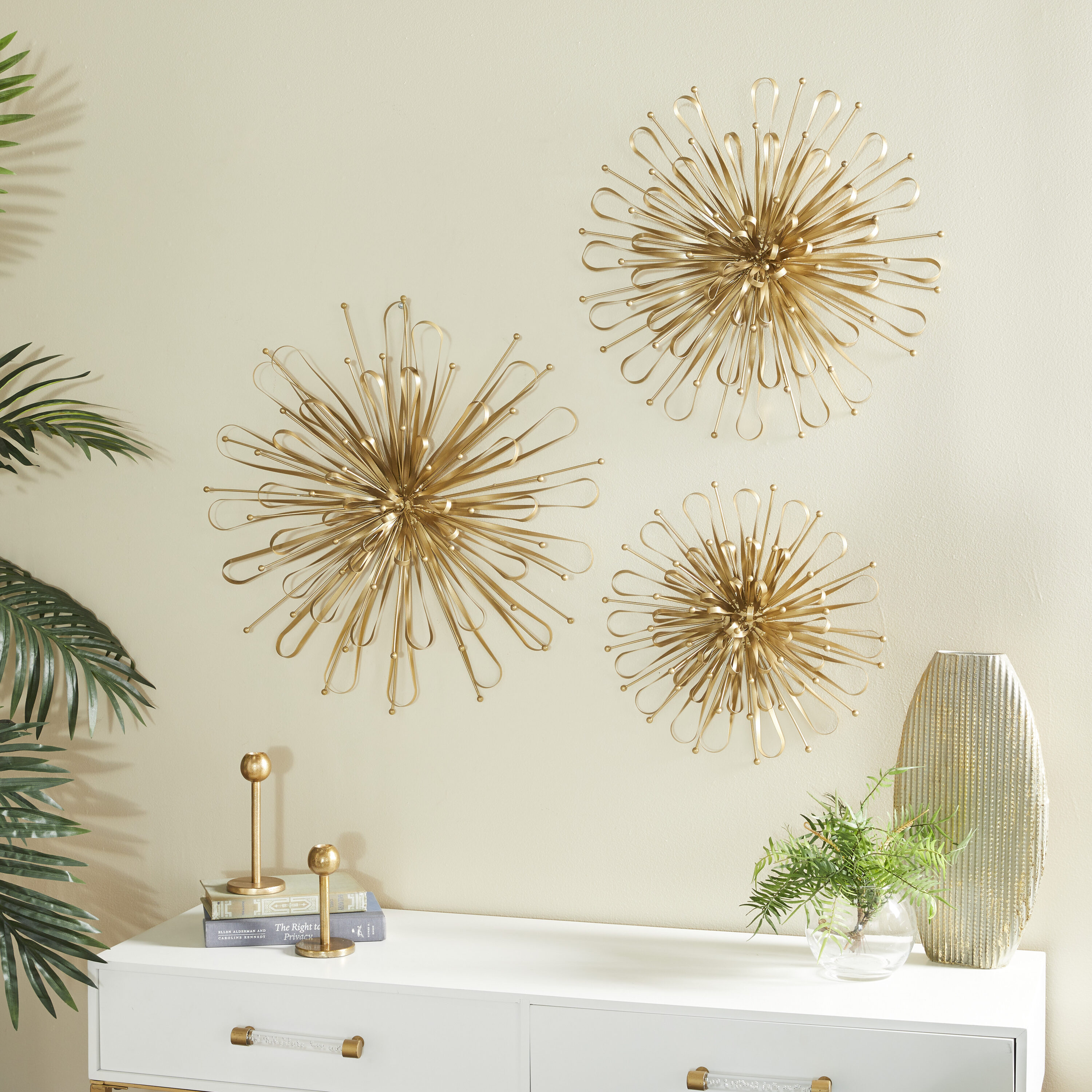 Grayson Lane 44596 24-in W x 24-in H Metal Starburst with Orb Detailing Abstract Wall sculpture