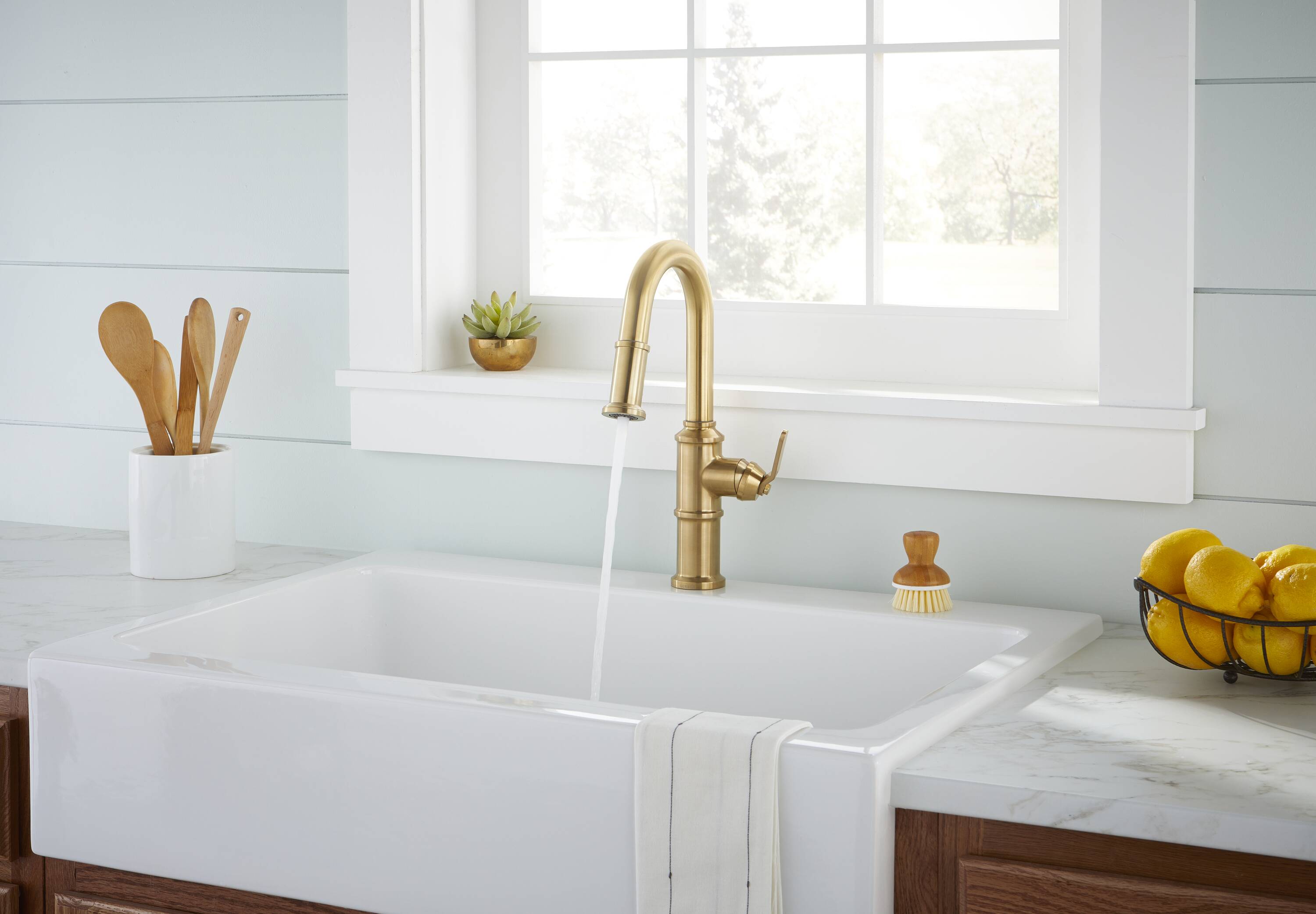 Gerber D150537BB Kitchen-Faucets - View #4
