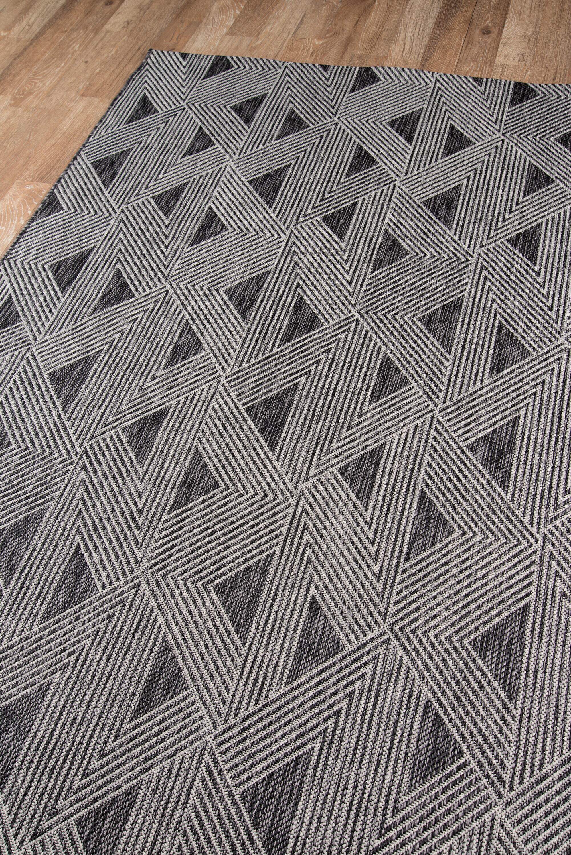 Momeni VILLAVI-06CHR2060 rugs - View #2