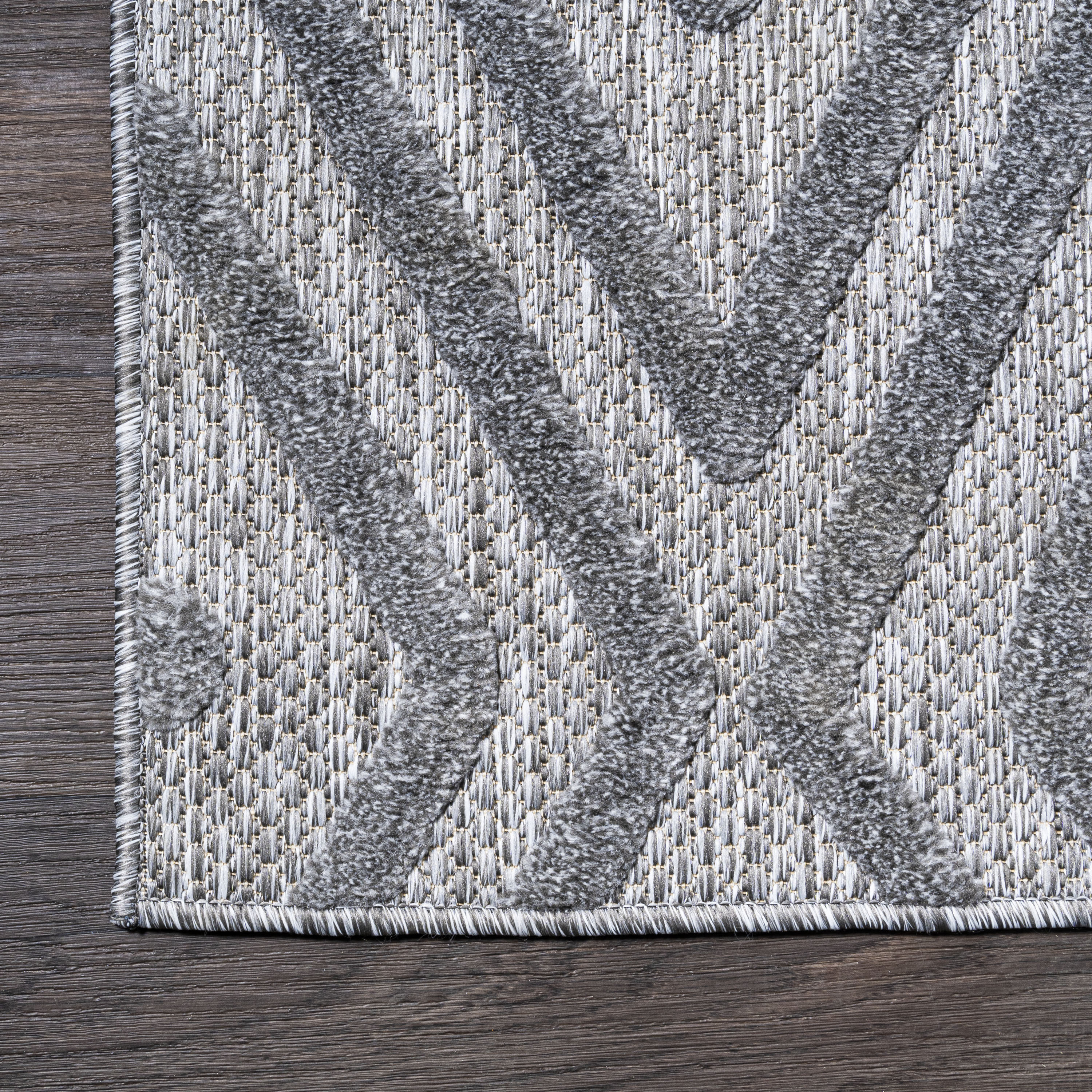 Modern Vintage Moroccan Diamond 8' x 10' Dark Gray Indoor/Outdoor Rug