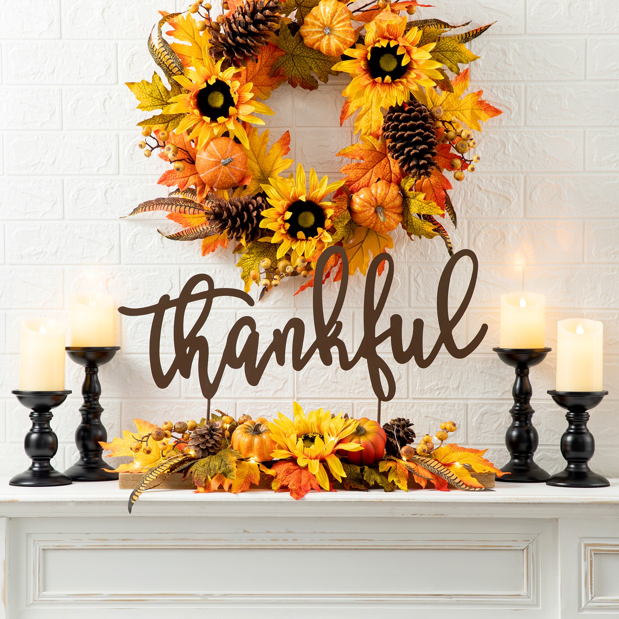 Glitzhome 24-in Lighted Tabletop Decoration in the Fall Decor ...