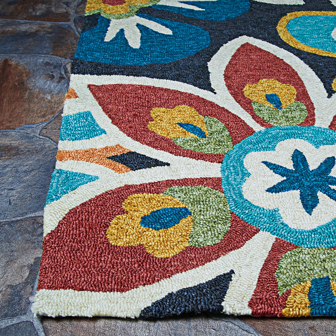 Breezy Floral Navy Blue Handmade Round Synthetic Rug