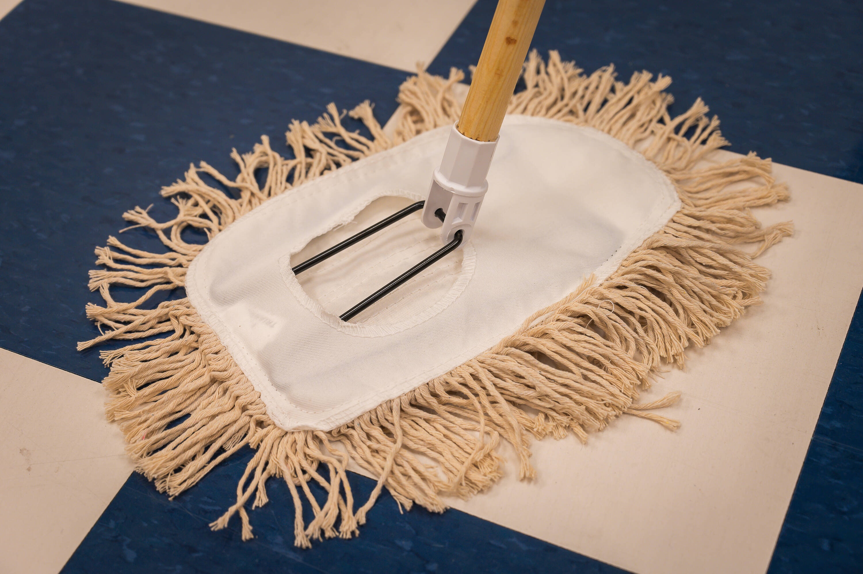 Cotton Dish Mop with Wood Handle