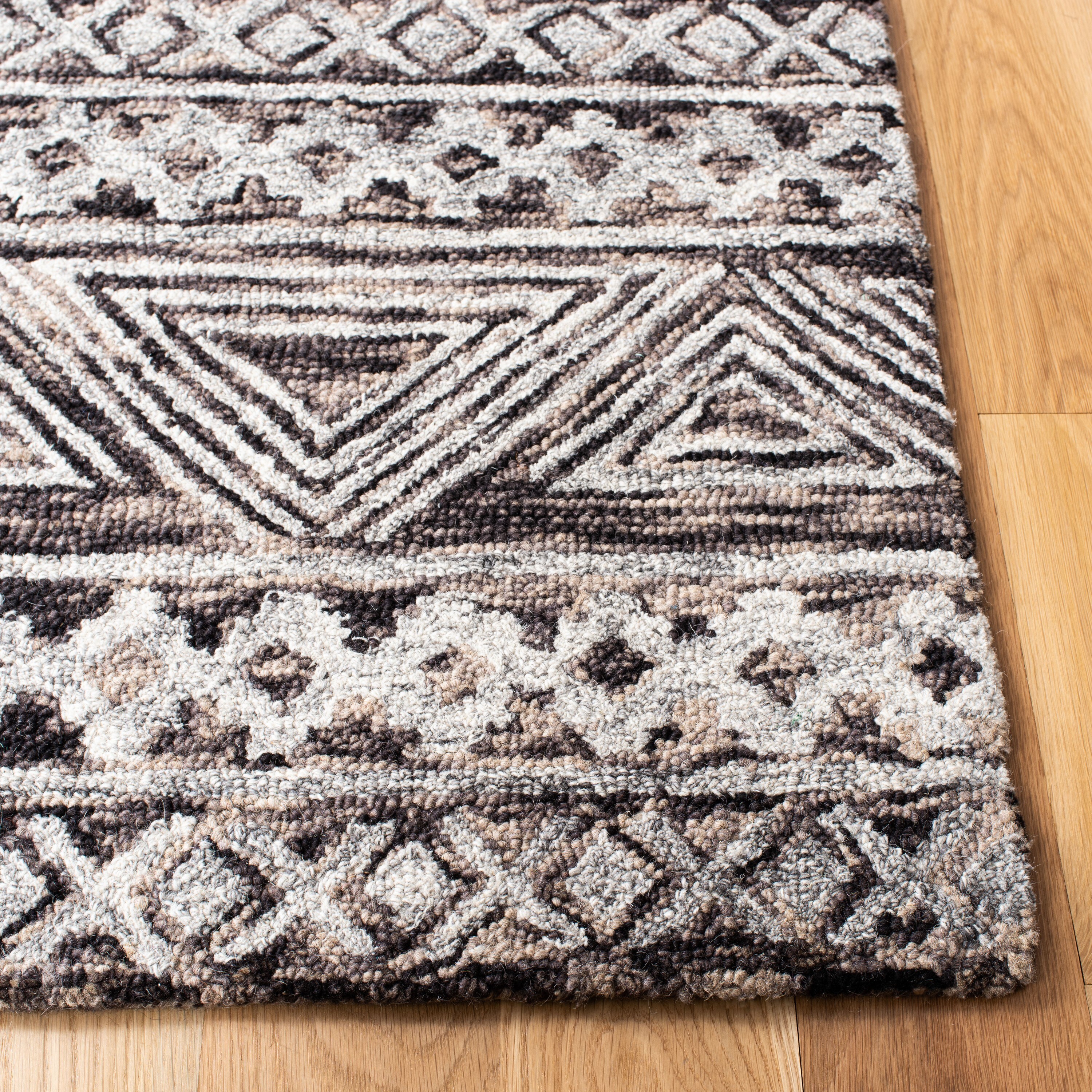 Gray and Brown Handmade Wool 6' x 9' Abstract Area Rug