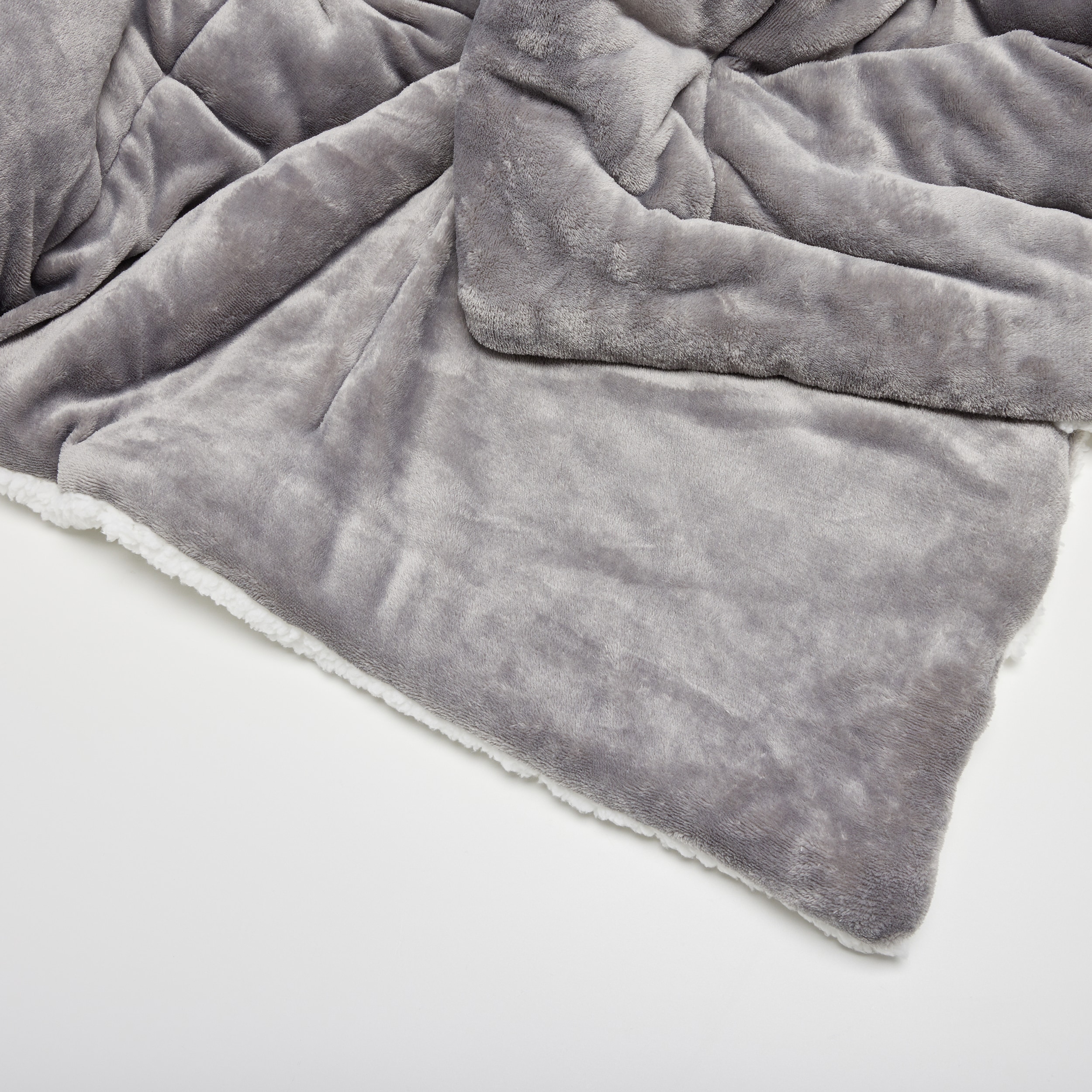 Style Selections Style Selections Plush/Sherpa Comforter Grey