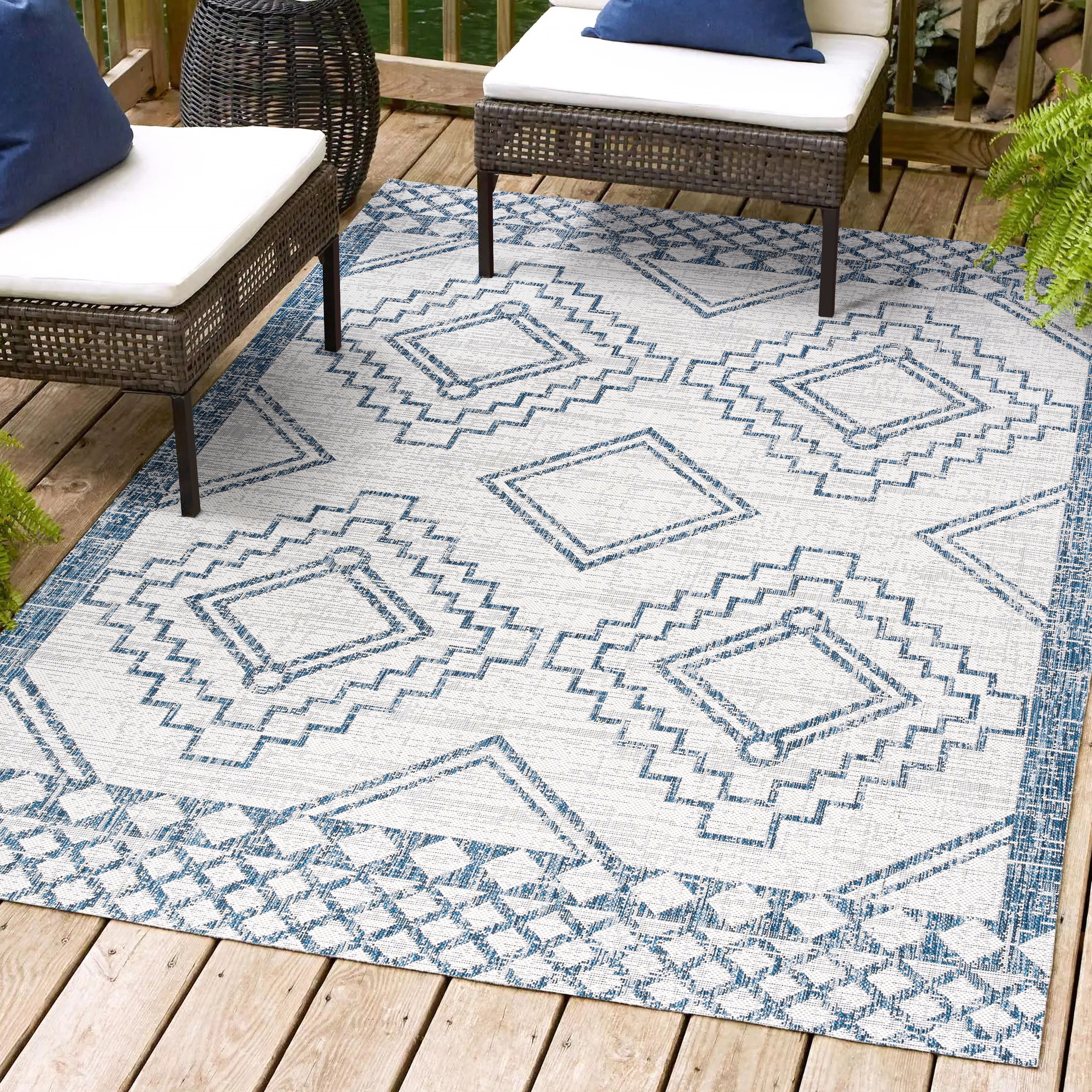 JONATHAN  Y SMB127C-5 Santa Monica Marokko Diamond Tribal 5 x 8 (ft) Loomed Polypropylene Ivory/Blue Rectangular Indoor/Outdoor Geometric Bohemian/Eclectic Area rug