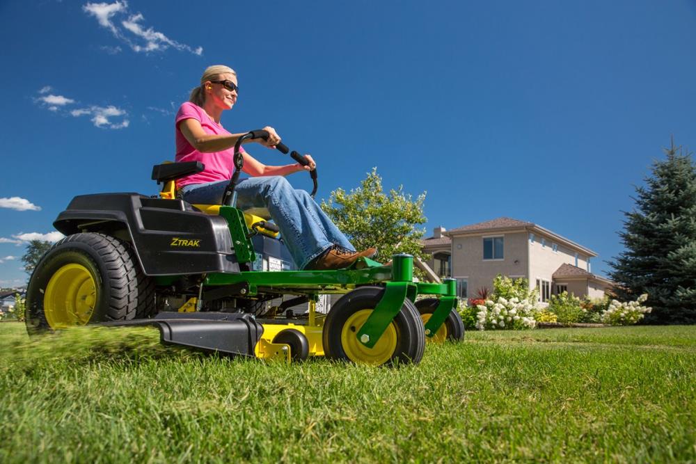 John Deere Z525E 54 in 24 HP V twin Gas Zero turn Riding Lawn