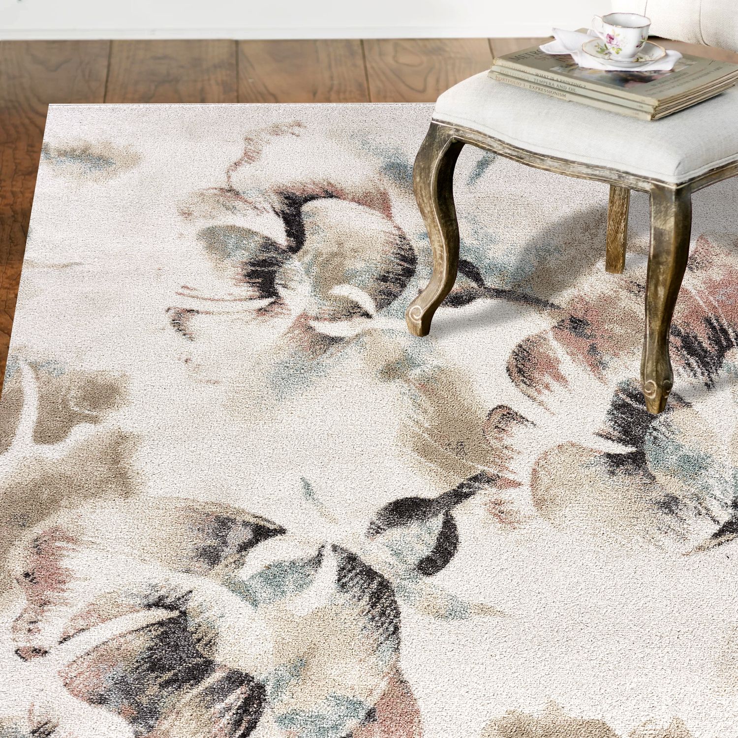 Reversible Blue Floral Synthetic Area Rug 5'2" x 7'2"