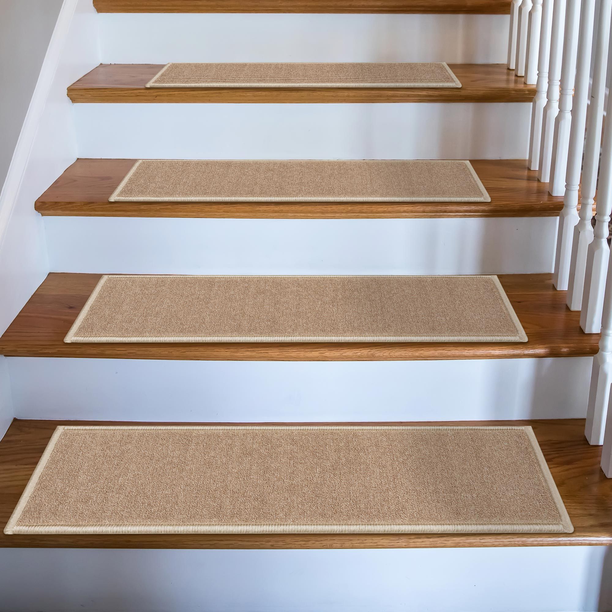 Ottomanson SOR3611-5 Soar 1 x 3 (ft) Loomed Nylon Beige Rectangular Indoor Solid Mid-Century Modern Machine washable Stair tread rug
