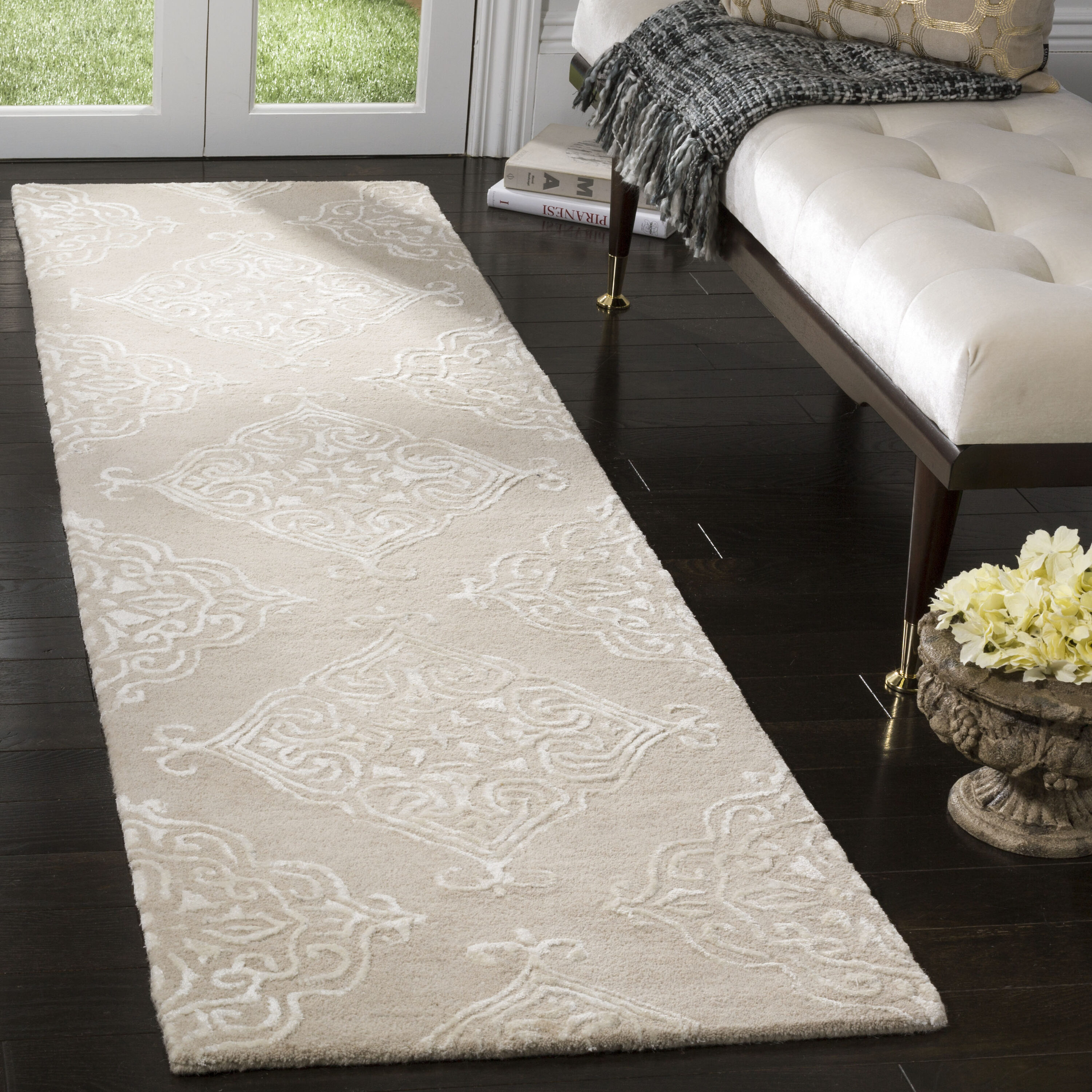 Safavieh GLM568E-28 Glamour Ada 2 x 8 (ft) Tufted Synthetic Beige/Ivory Rectangular Indoor Trellis Runner rug