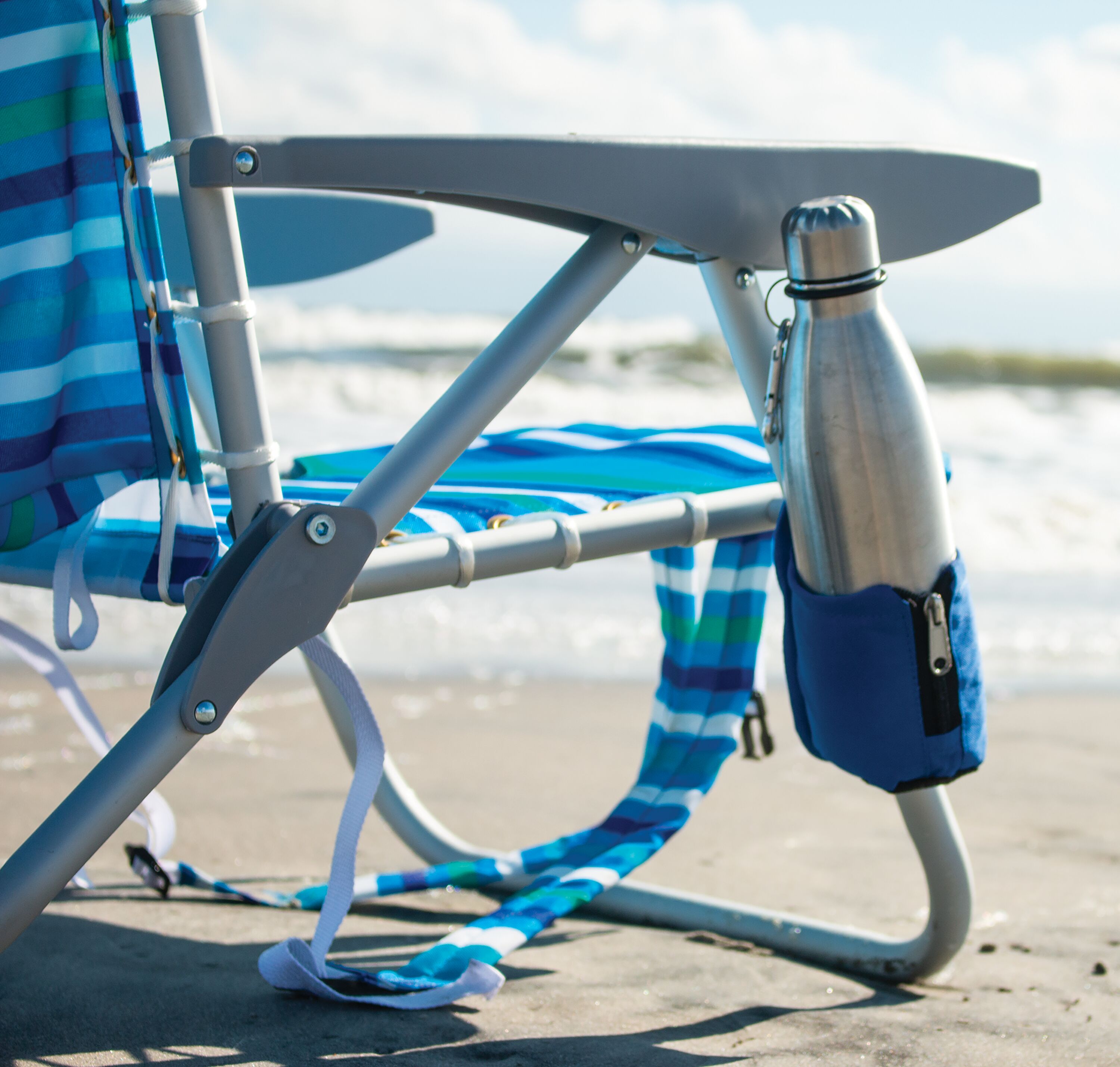 Tommy Bahama Polyester Blue Green Print Folding Beach Chair