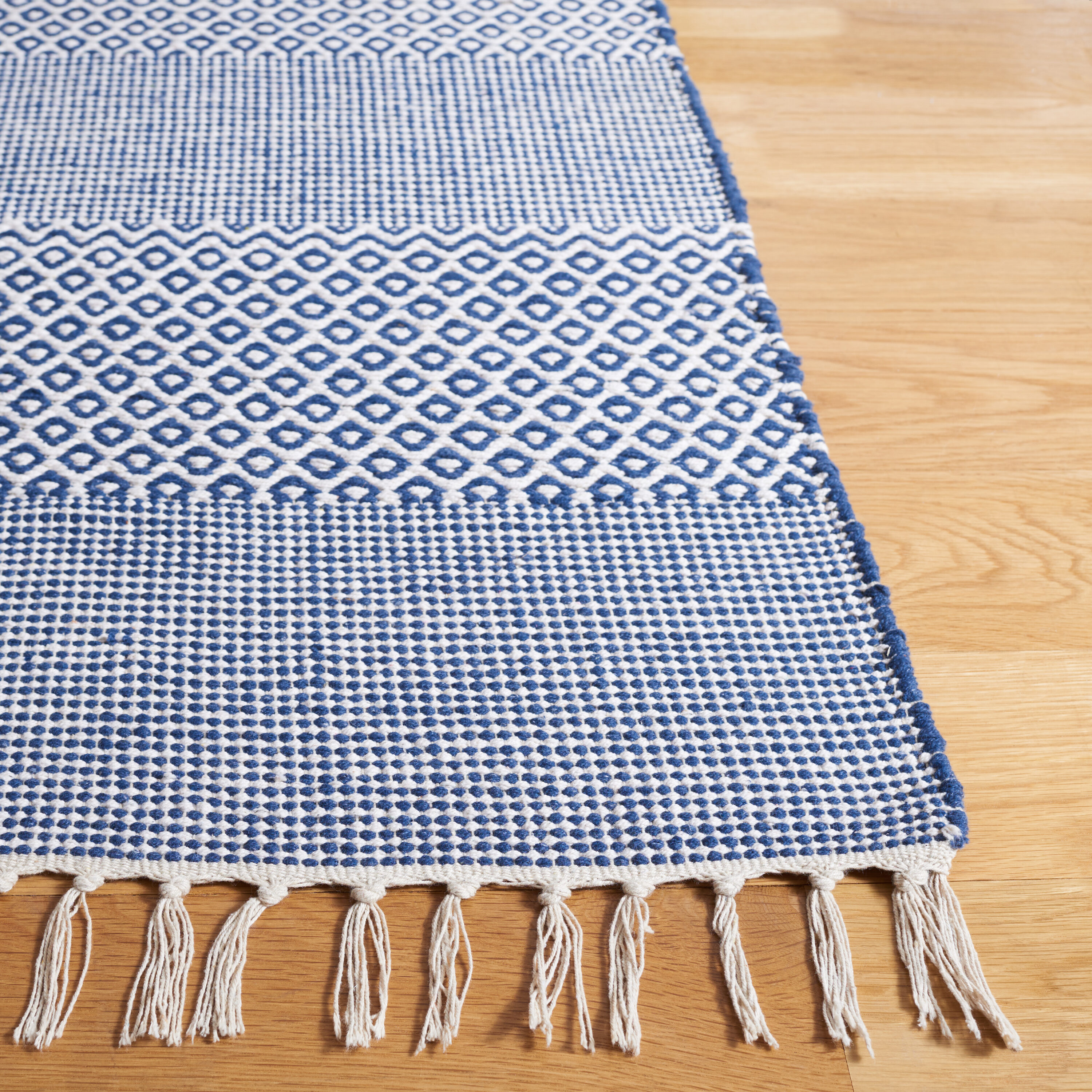 Safavieh MTK330B-26 rugs - View #3